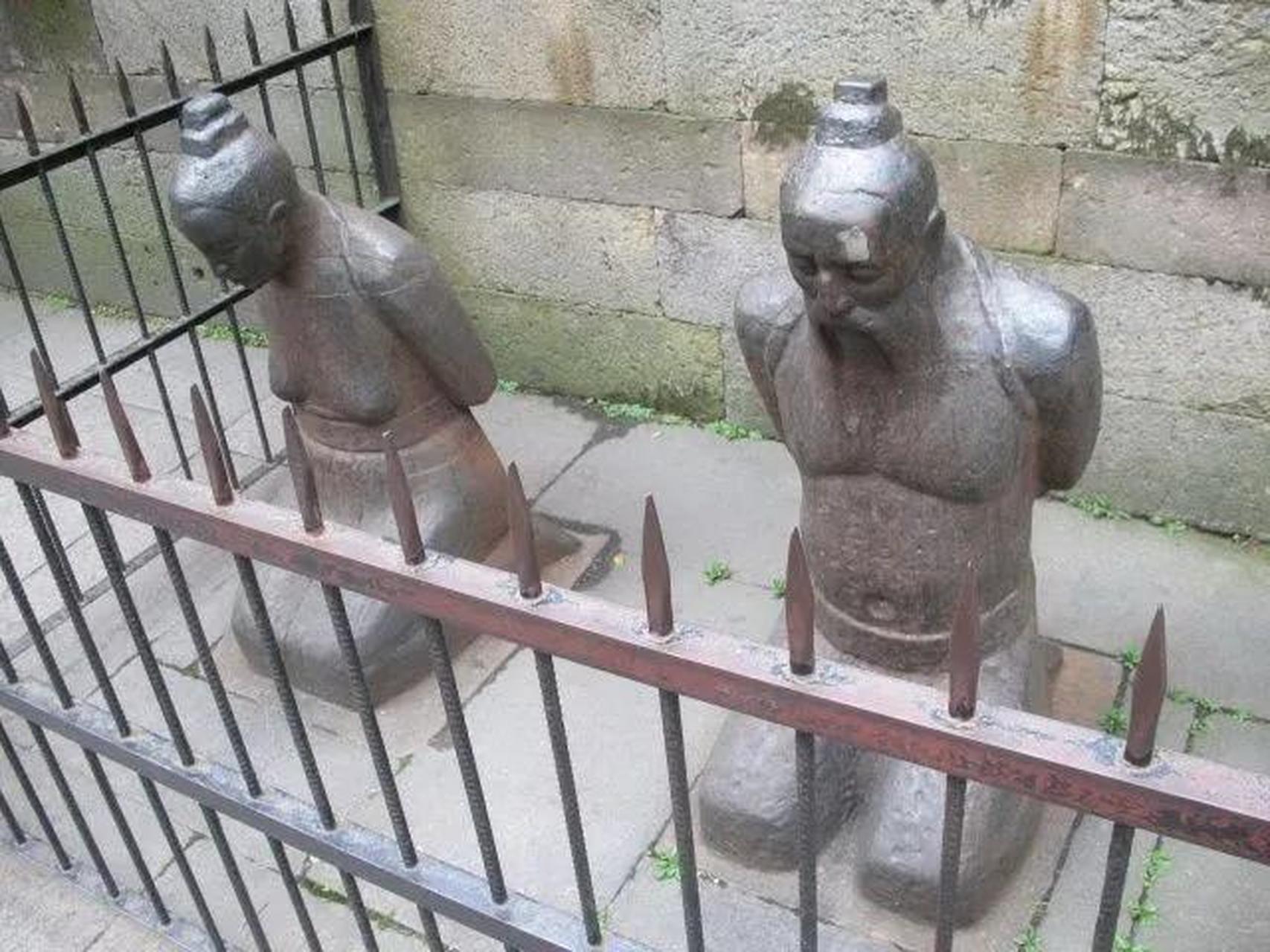 秦桧是被岳家军杀了吗 岳飞最大的悲剧在于自认为是忠心耿耿,也做到了