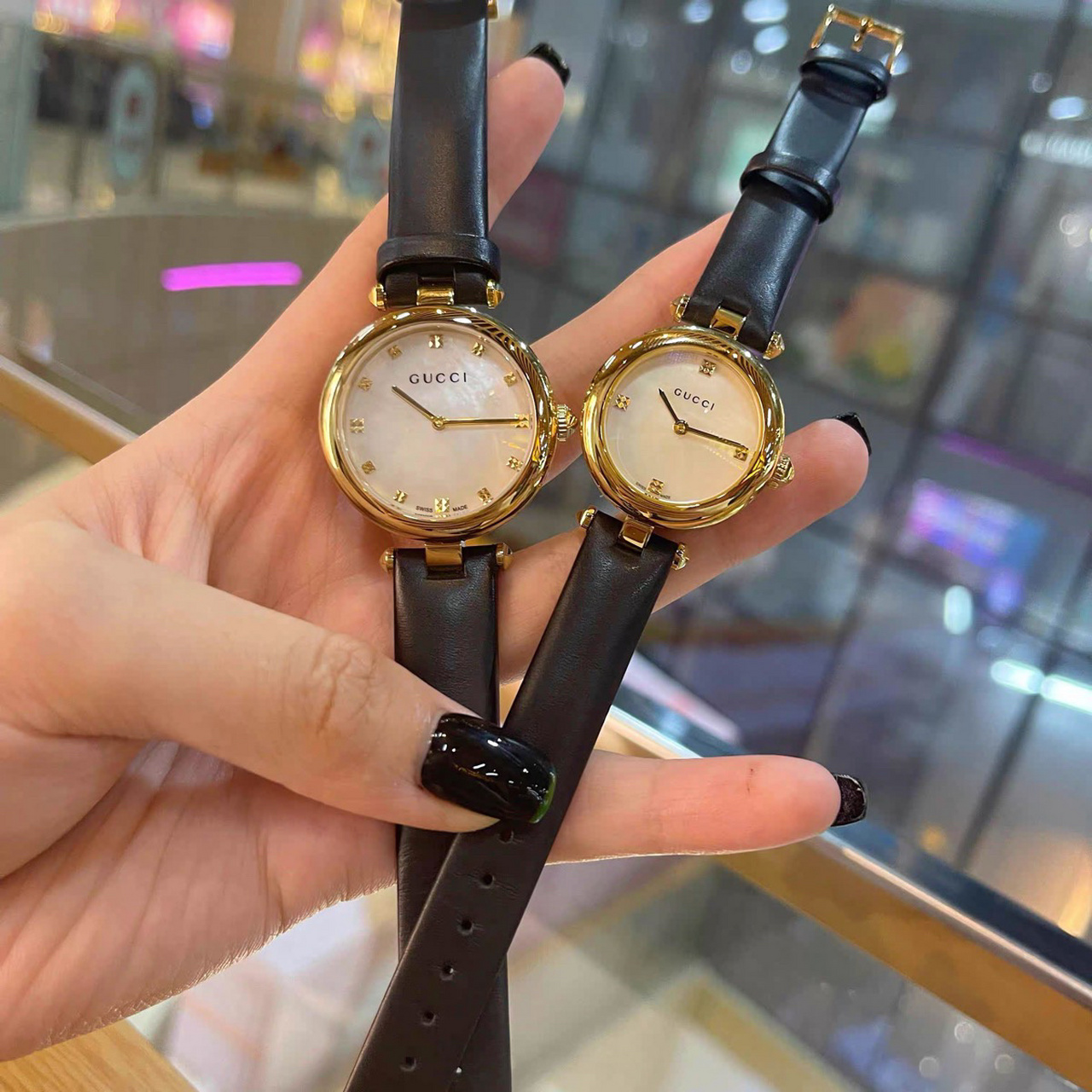 最便宜的要多少? 古驰手表属于高端奢侈品档次.