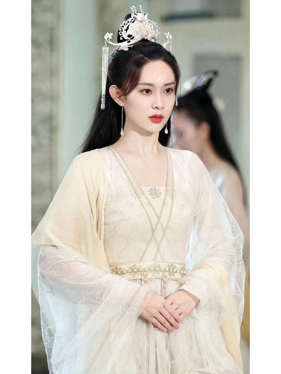 沉香如屑|芷昔 孟子义在电视剧《沉香如屑·沉香重华》中饰演芷昔