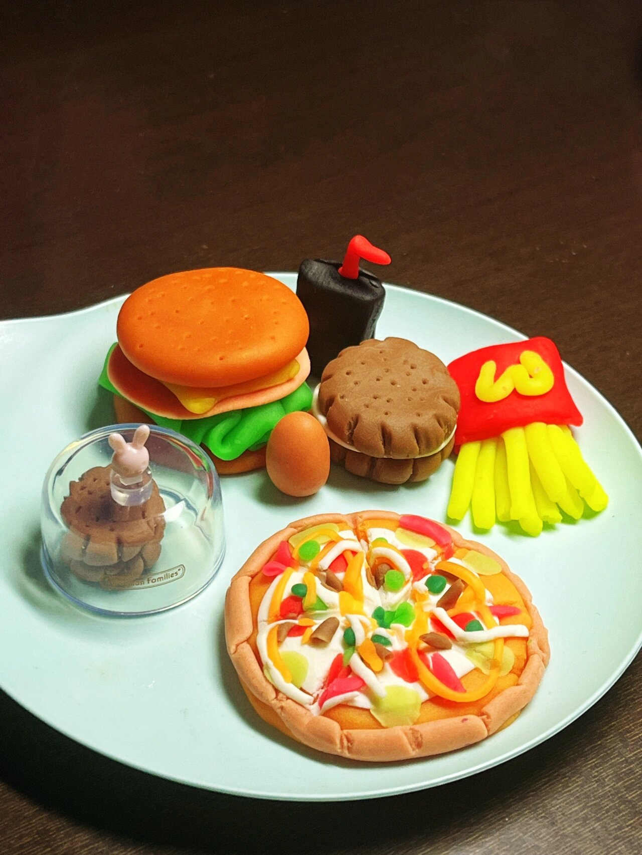 橡皮泥汉堡披萨 陪女儿做手工