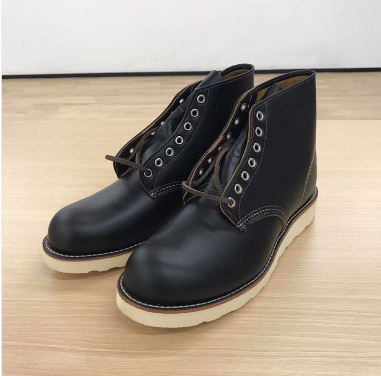 redwing 9870 8d 售出欣赏 全新带盒一等品 预定后一到两周到货