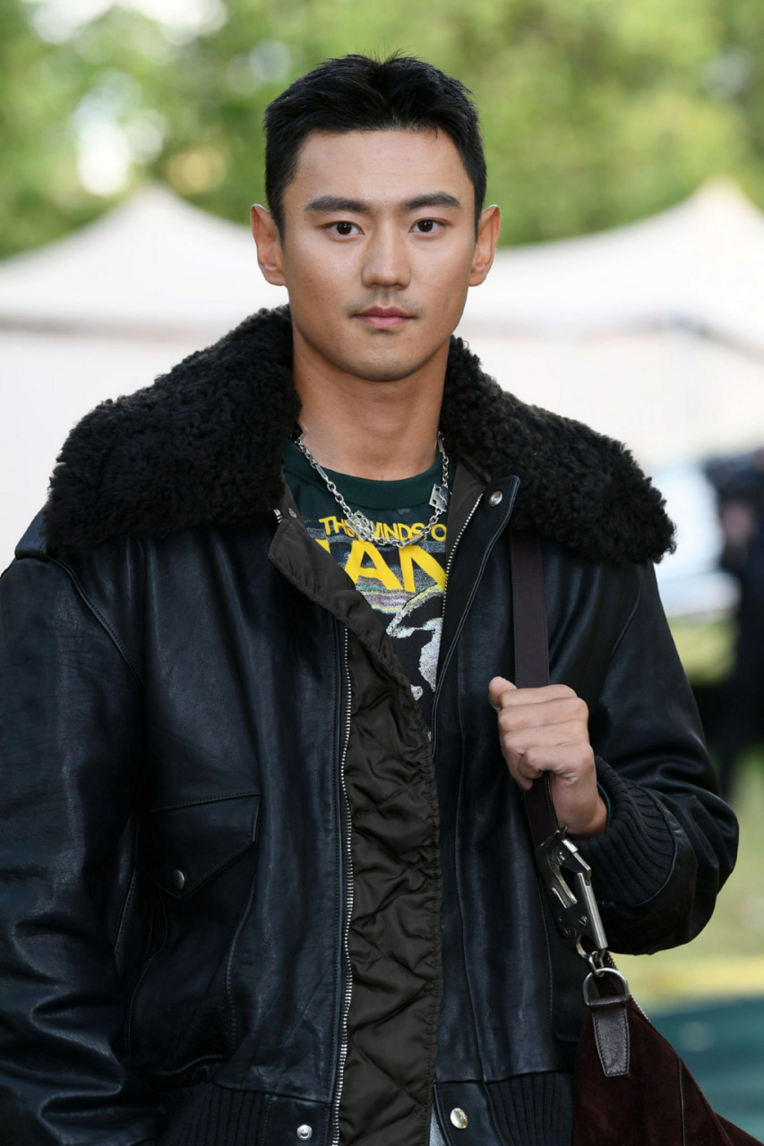 宁泽涛的时尚感   宁泽涛 亮相伦敦时装周,和全智贤,陈坤同框  毛领