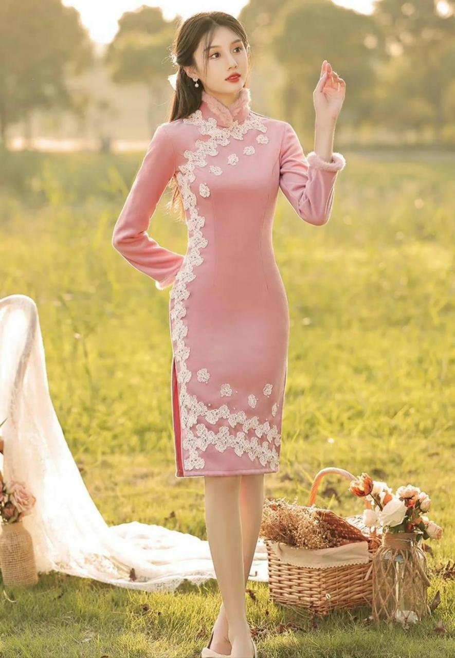 冬季旗袍,秋冬长袖冬款,加厚改良年轻款,淑女温柔粉色毛呢旗袍