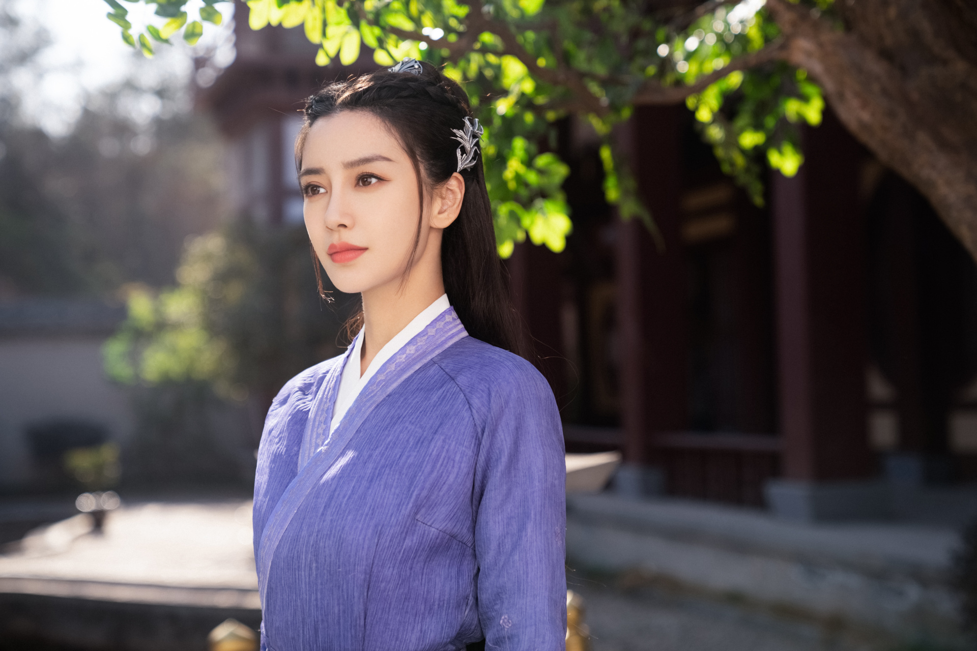 angelababy ·#尘缘# 张殷殷(已狐化)@angelababy 下山开启小狐狸的