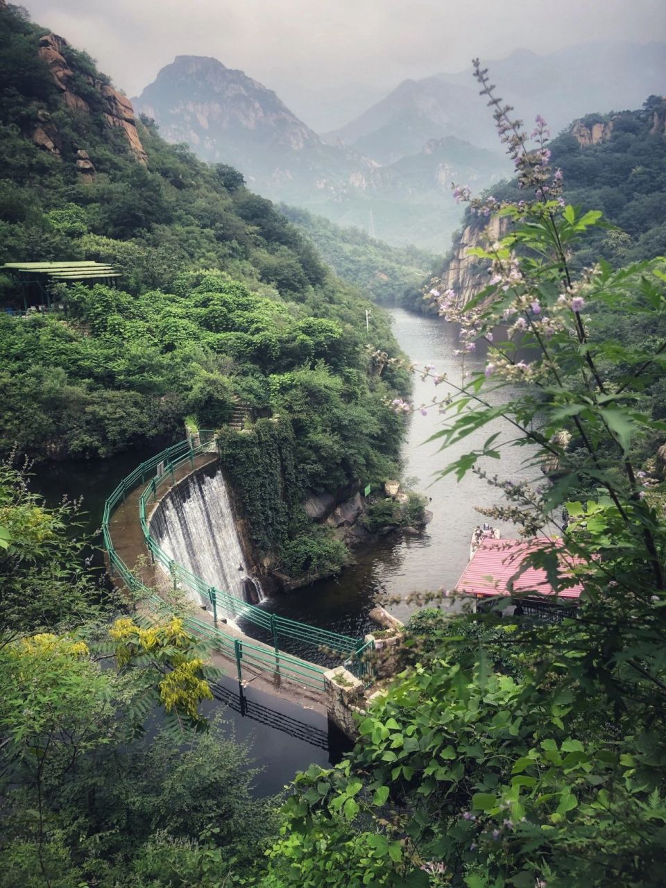 找到百泉山,探下来非常惊喜,没想到离北京这么近的地方,竟然有一处
