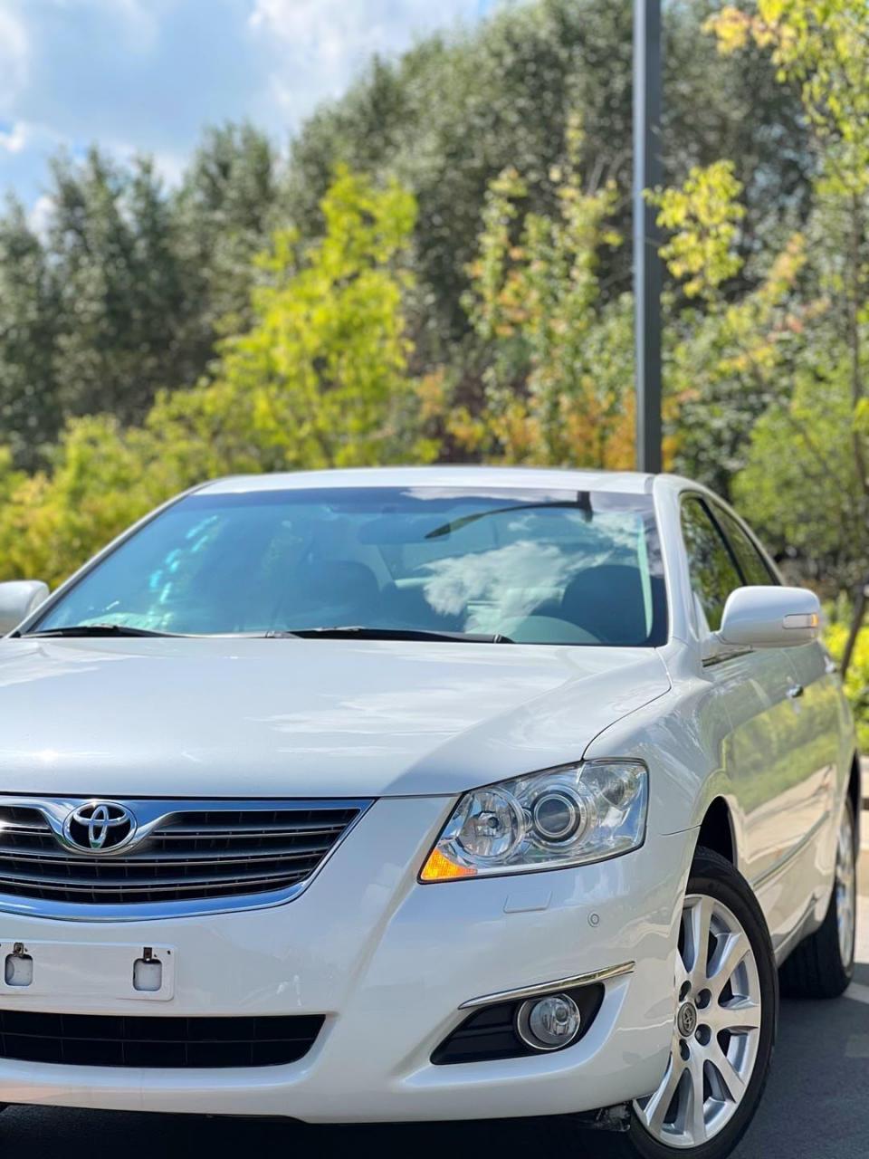 第六代凯美瑞正式被广汽丰田带入在国内生产上市,凭借不俗的外观设计