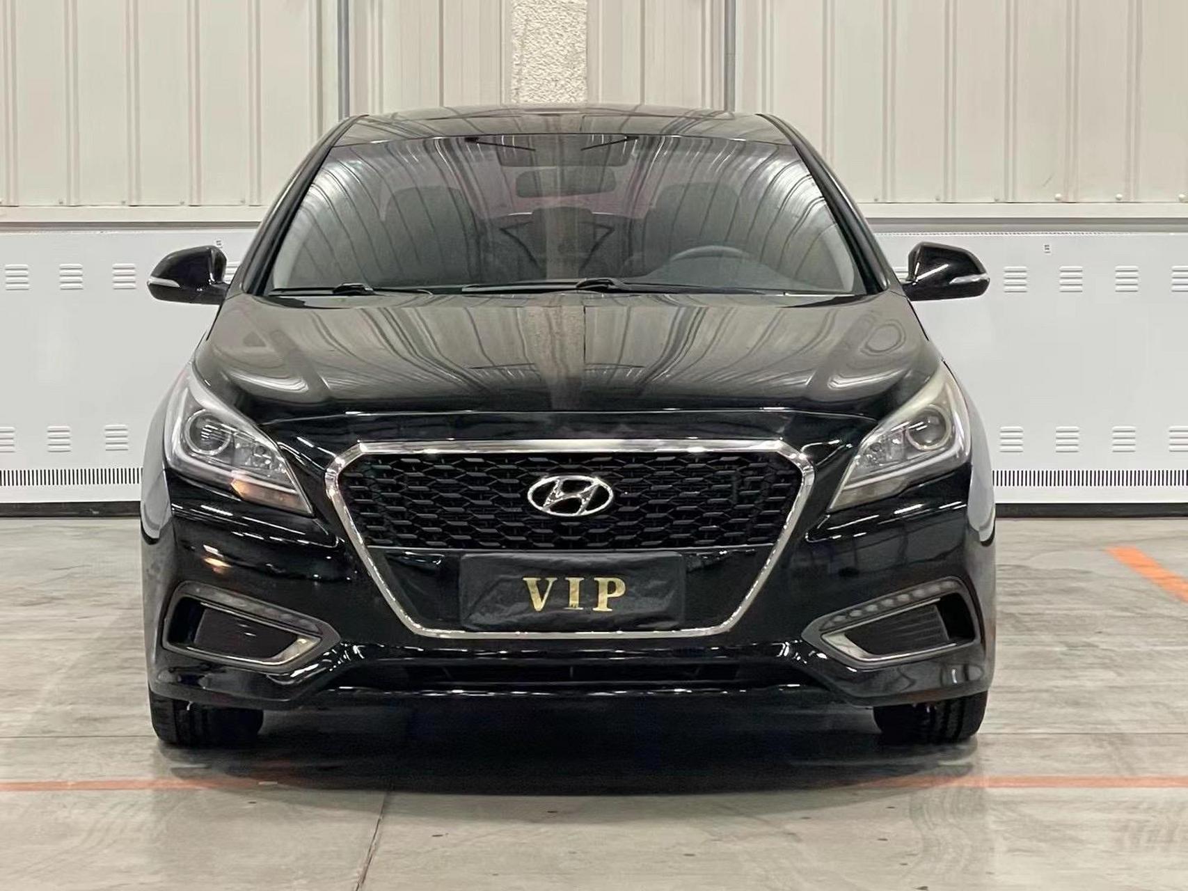 现代 索纳塔 2016款 九 2.0l hybrid he智能型2017年6月份8.