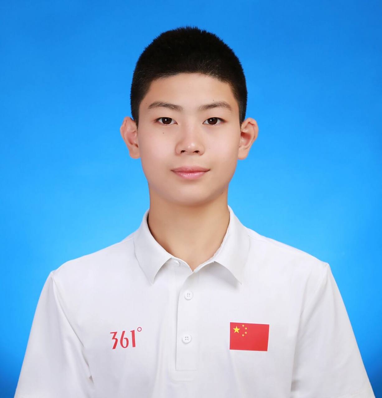 换个头像 #游泳# #运动员# #体育生# #证件照