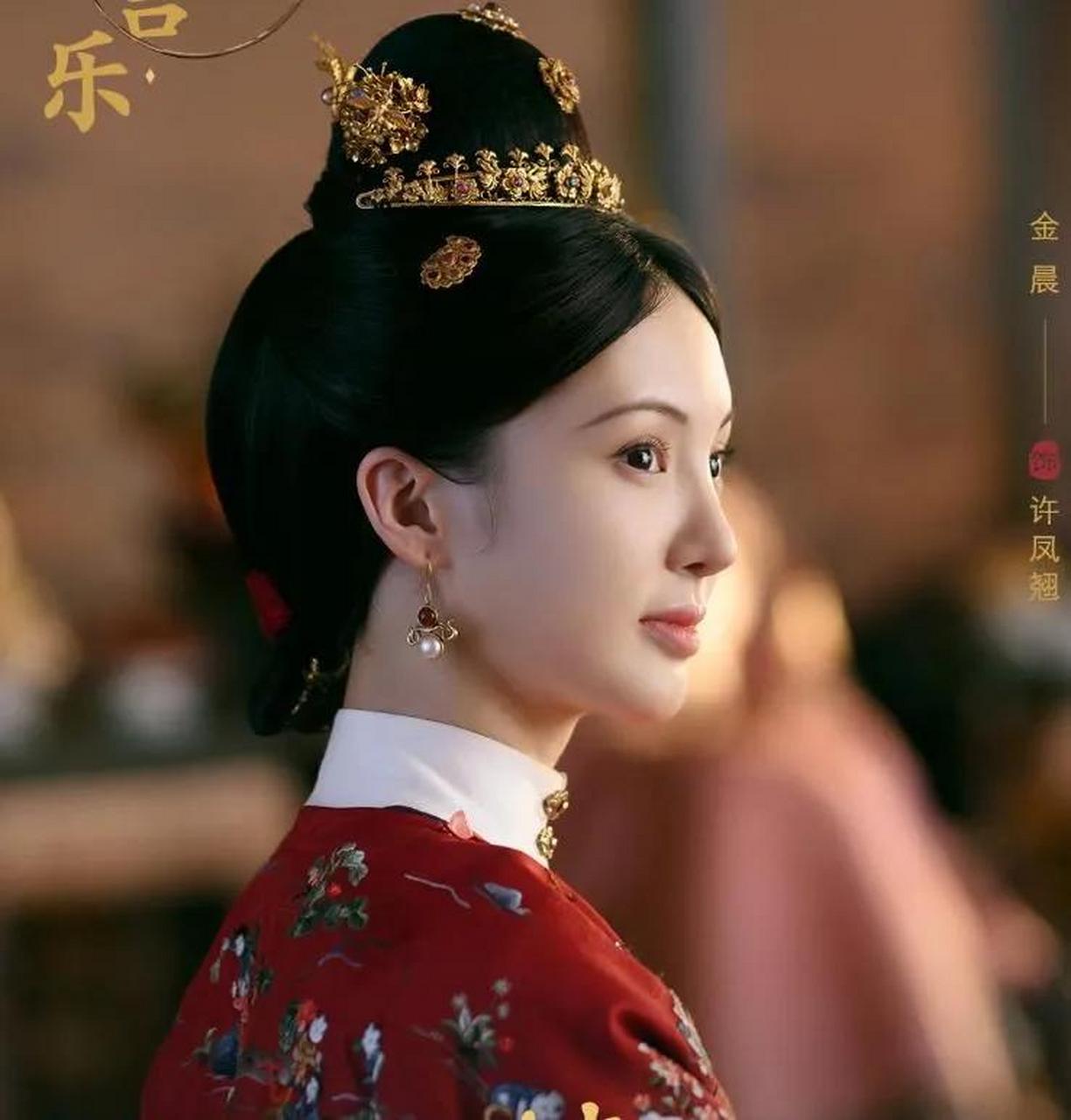 《玉楼春》是由高寒,白云默联合执导,白鹿,金晨,王一哲领衔主演,辣目