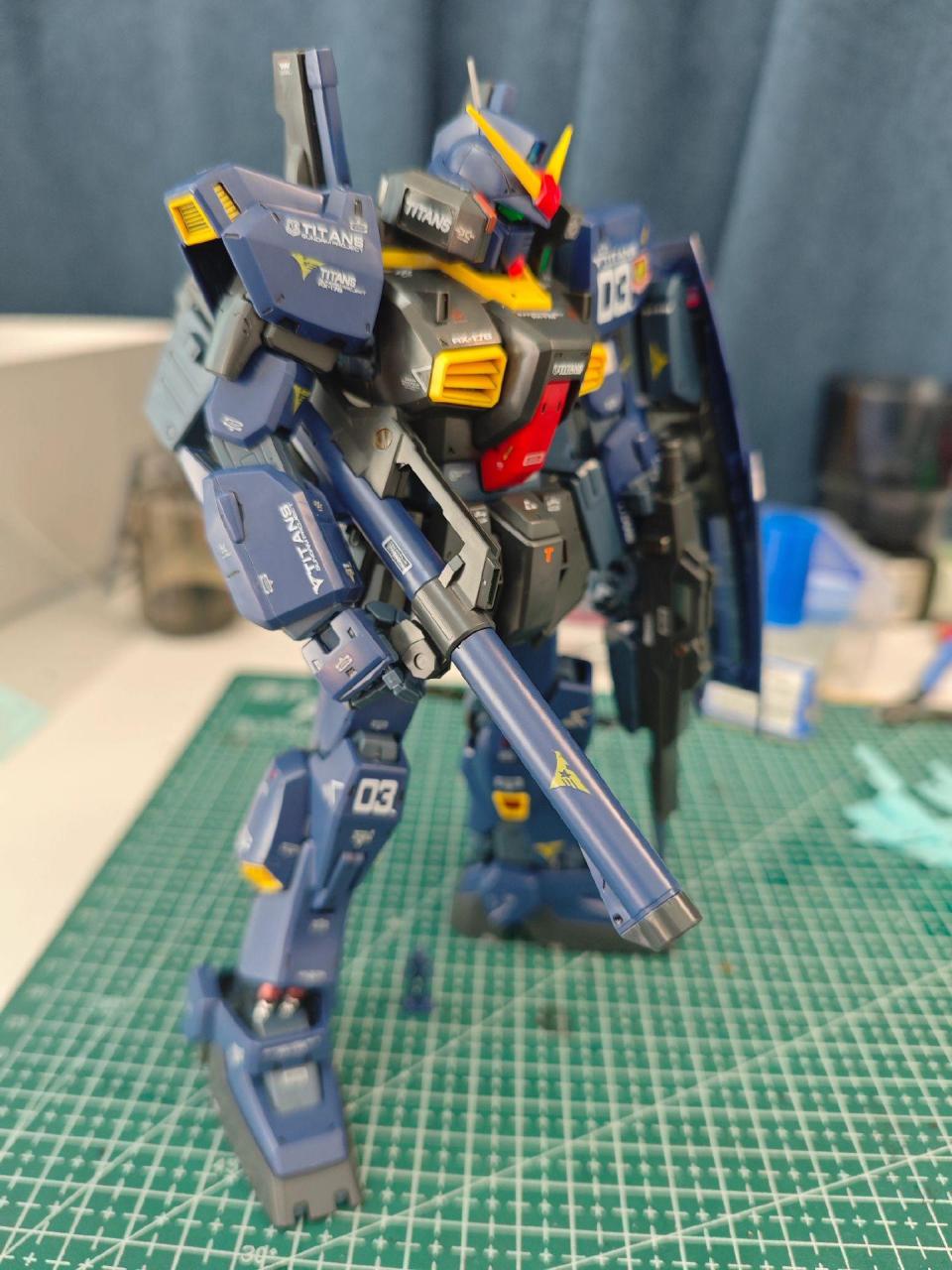 本期给大家介绍的就是大名鼎鼎的高达mk-Ⅱ,大家喜欢称之为马克兔.