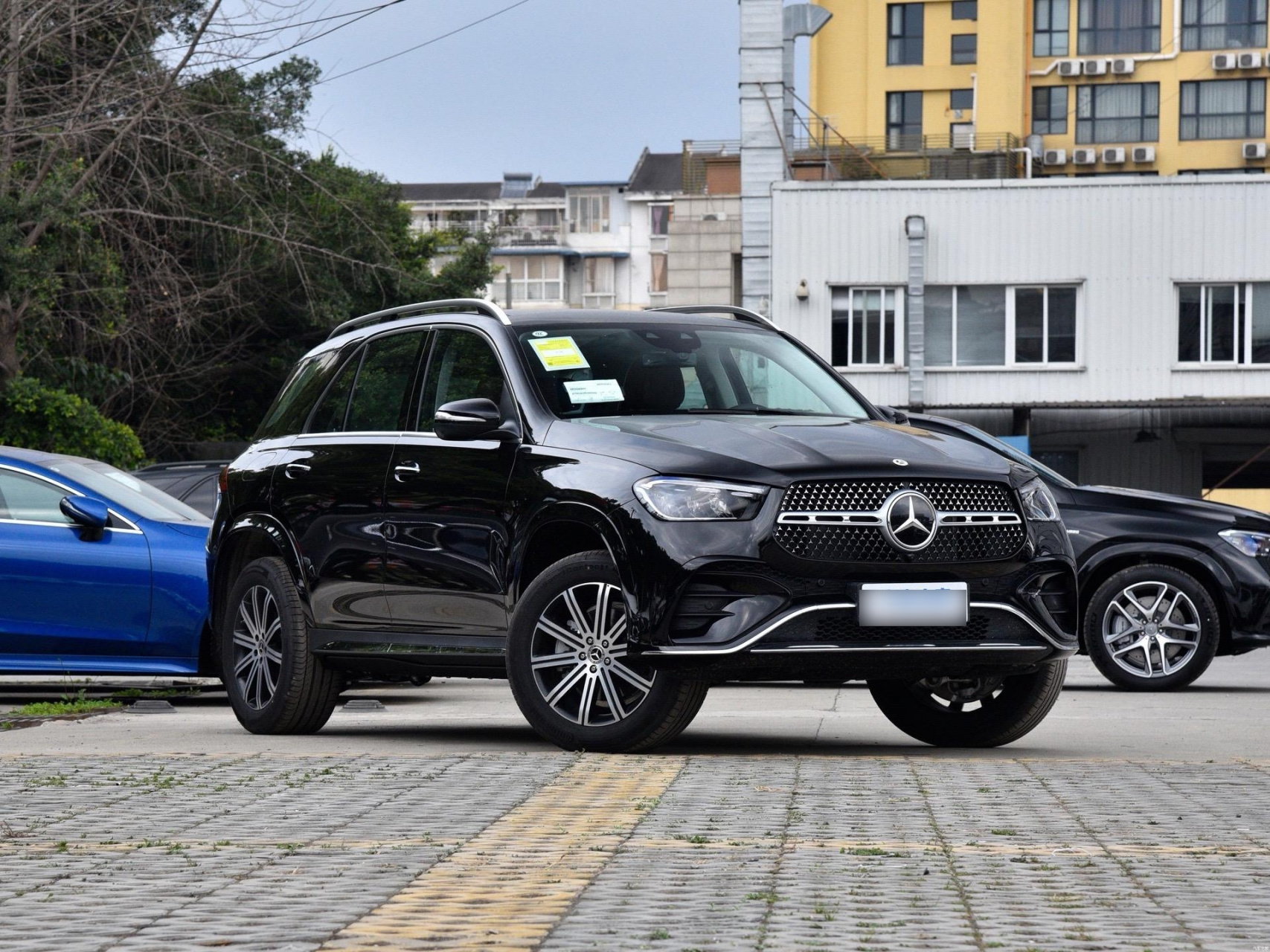 新款奔驰gle350时尚特别版(增配空气悬挂后排电动调节座椅),原价74.