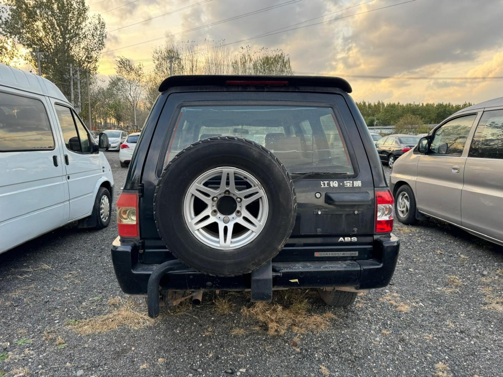 8t 五座.12年江铃宝威 柴油 2.