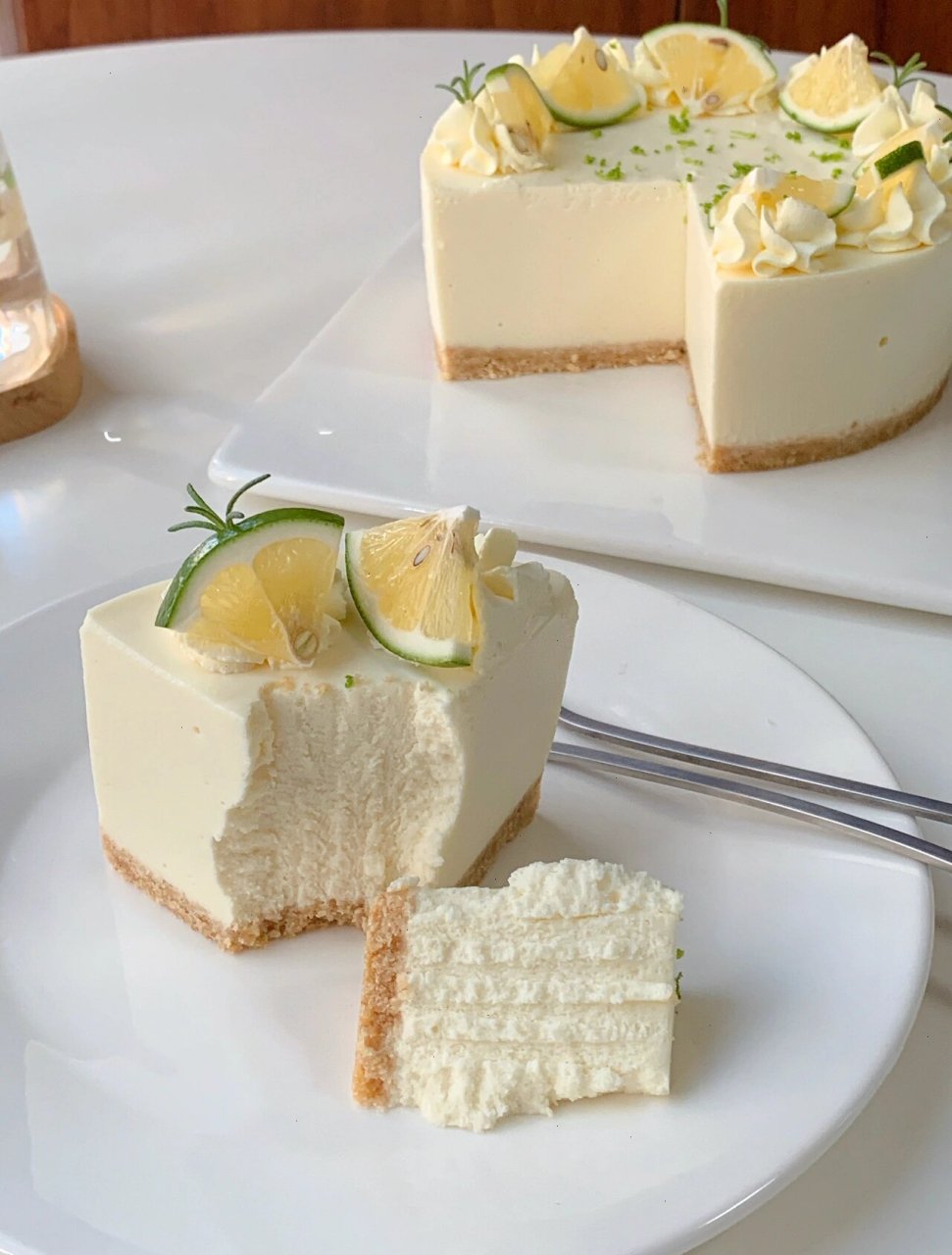 清新不腻~甜蜜翻倍 今天做柠檬酸奶芝士蛋糕,酸酸甜甜,入口即化,口感