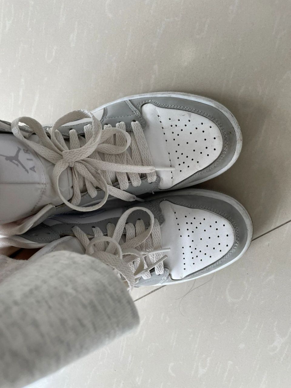 鞋带太长怎么系? 一个小方法有点长的鞋带也可以变得短短的