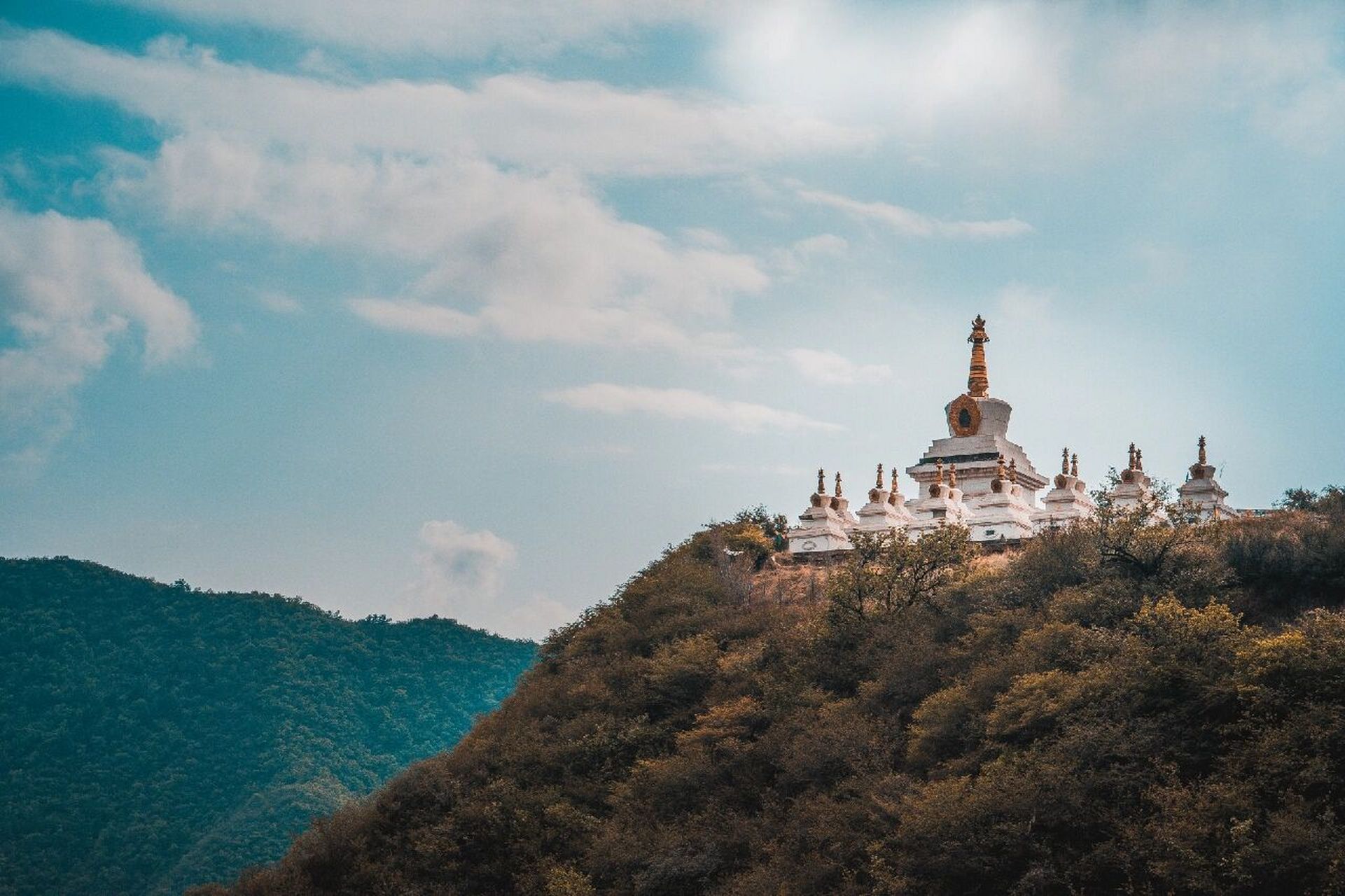 兰州石佛沟 | 灵岩禅寺 灵岩禅寺     北魏太武帝拓跋焘神麚四年(公元