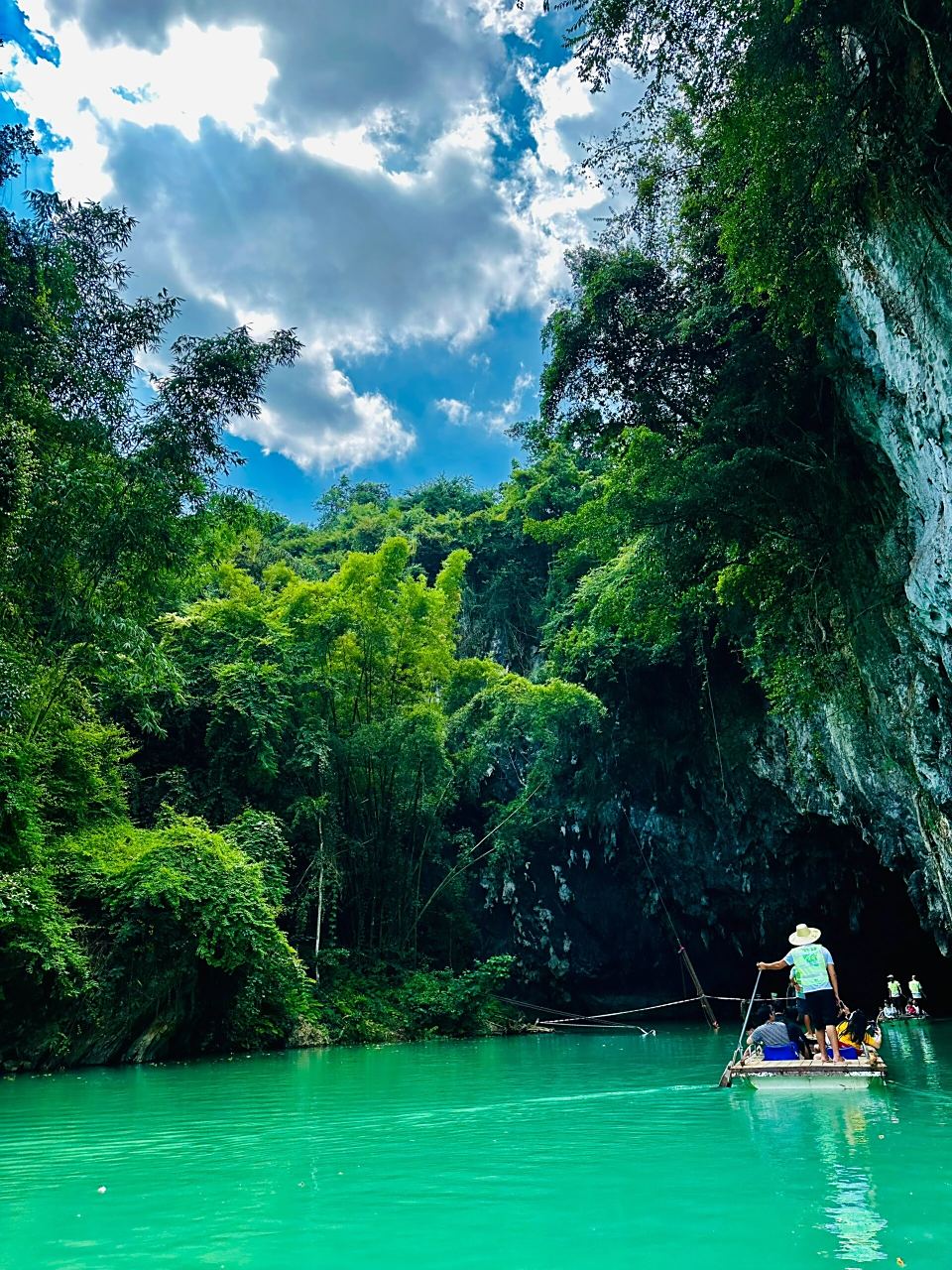 闲游|广西巴马三门海 小众景点全程游玩仅需一小时 体验当地民俗及