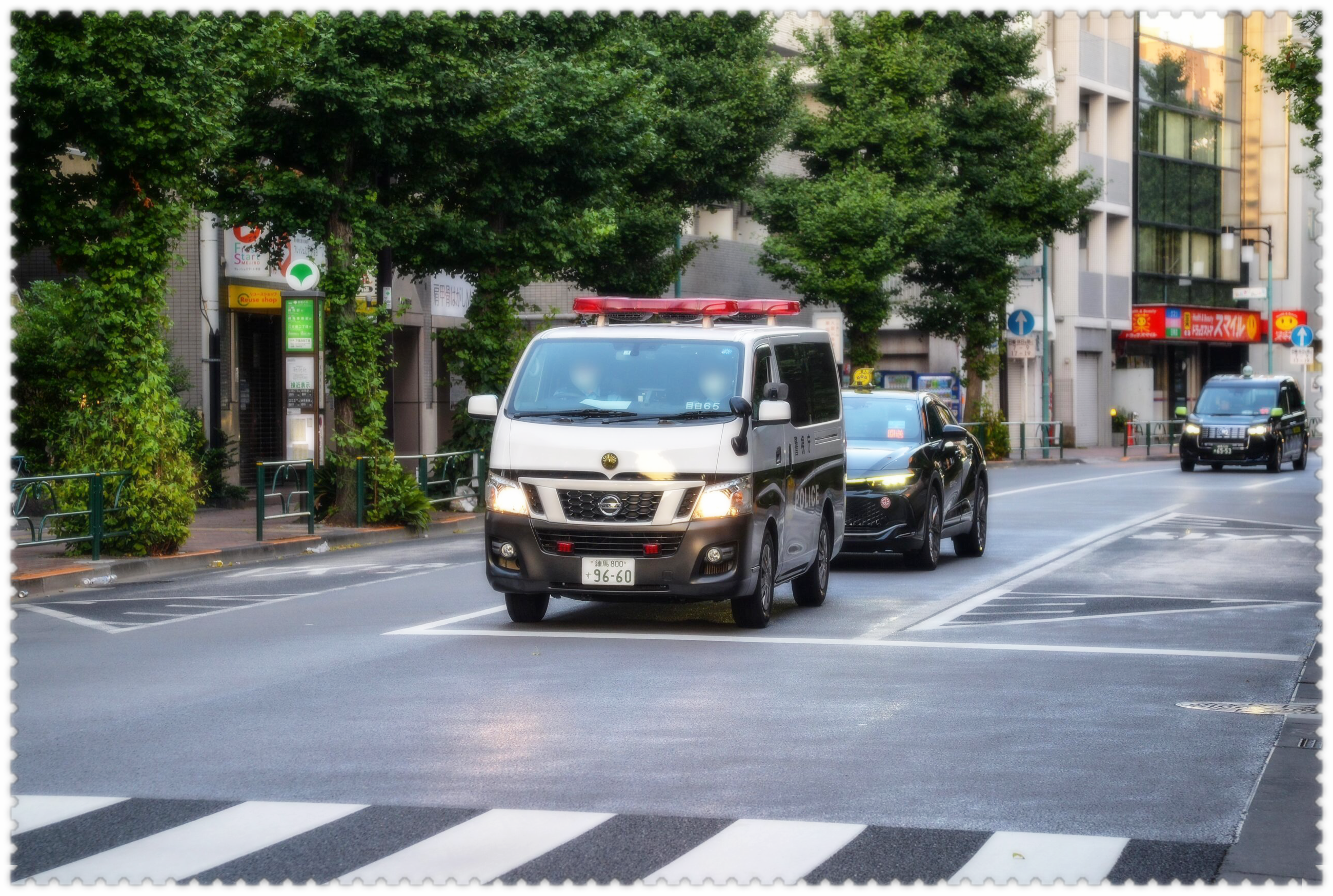 日本警车隐形图片