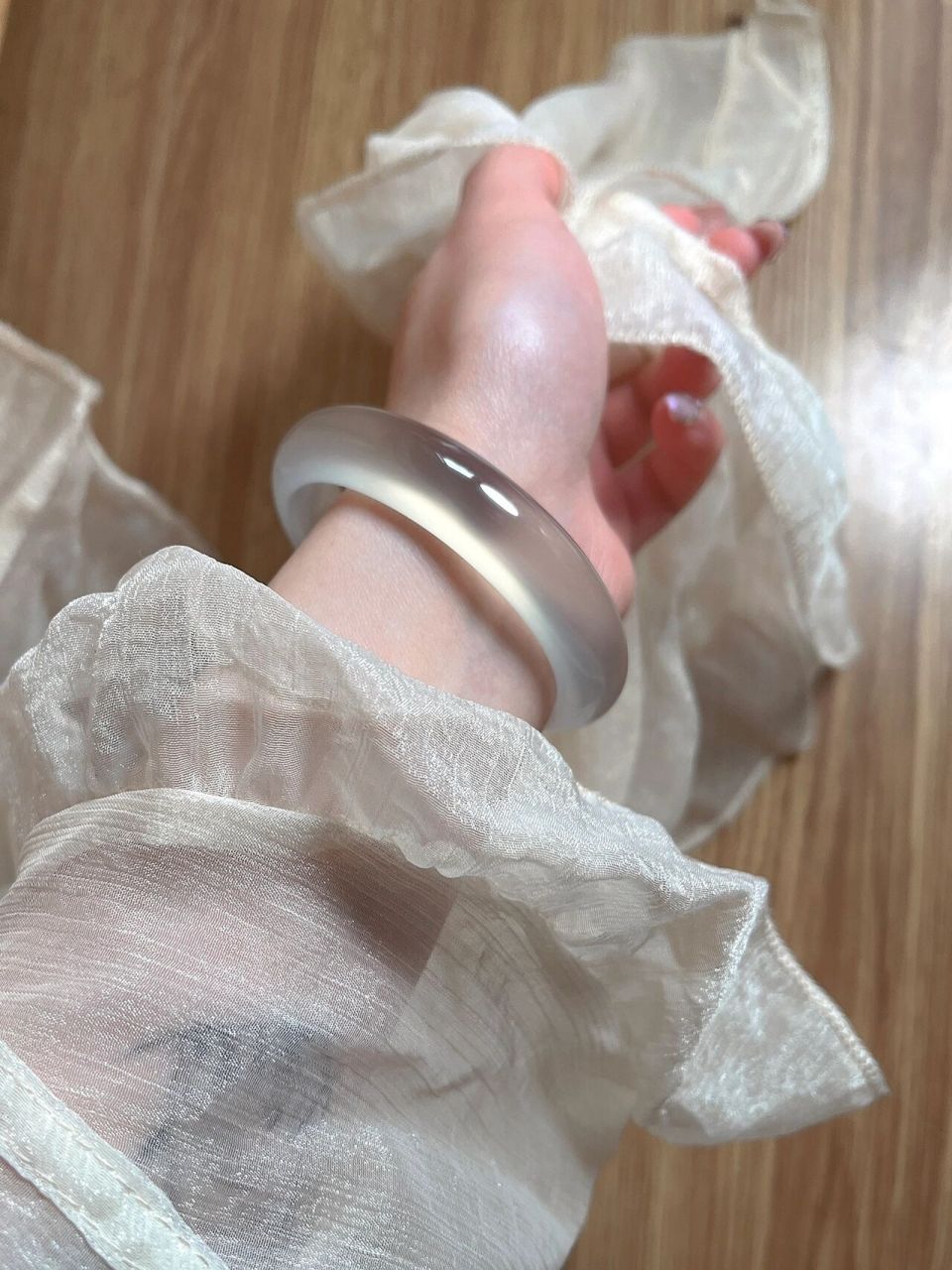 马达加斯加白冰美镯分享 从翡翠爬坑到玛瑙的心路历程就是一句话概括
