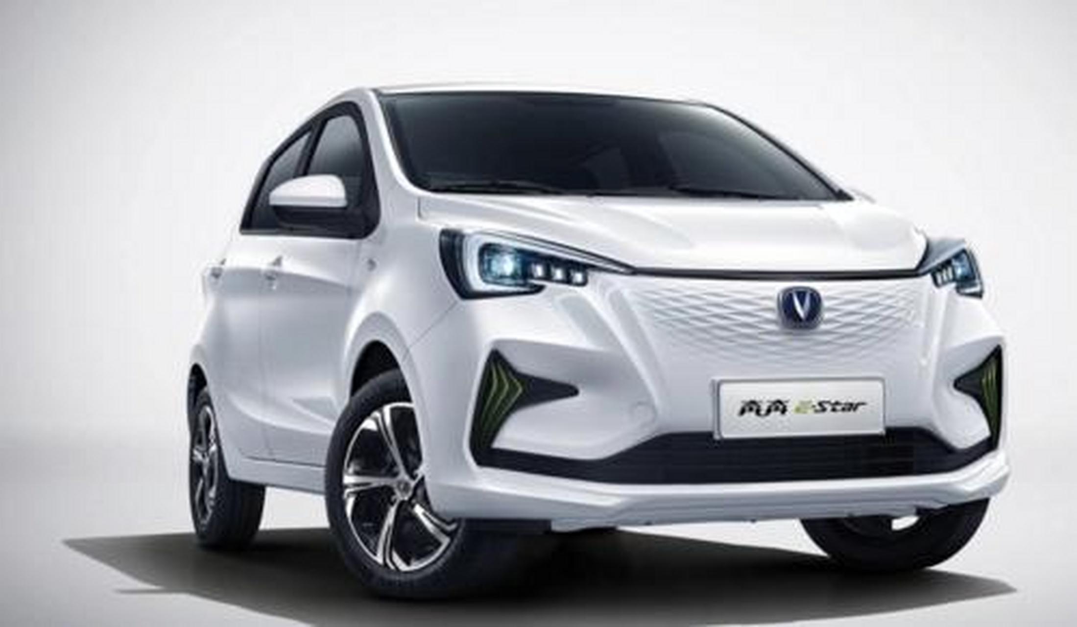 我家的小型新能源车长安estar,每两周充一次电,主要上下班及接送孩子