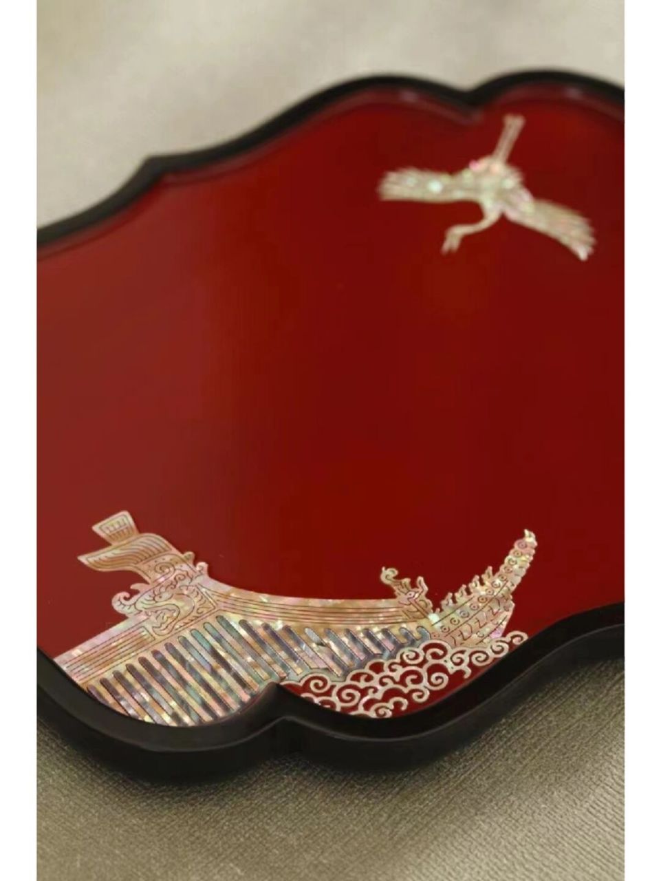 非遗螺钿98999899 螺钿,螺为螺壳,海贝,钿为镶嵌之意.