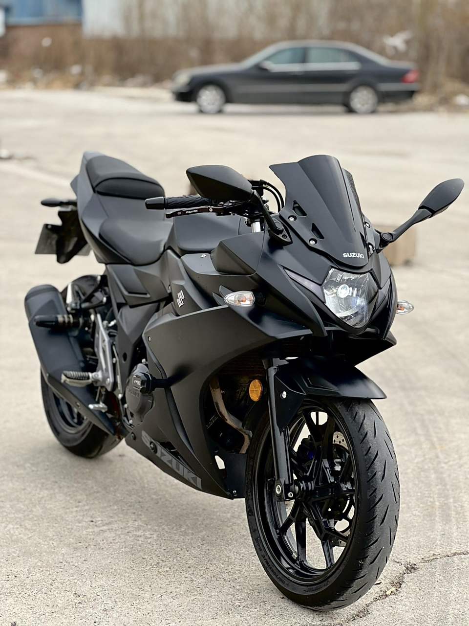 21年铃木gsx250 全车黑化黑武士 加装透镜大灯 脚踏后移 实表7000公里