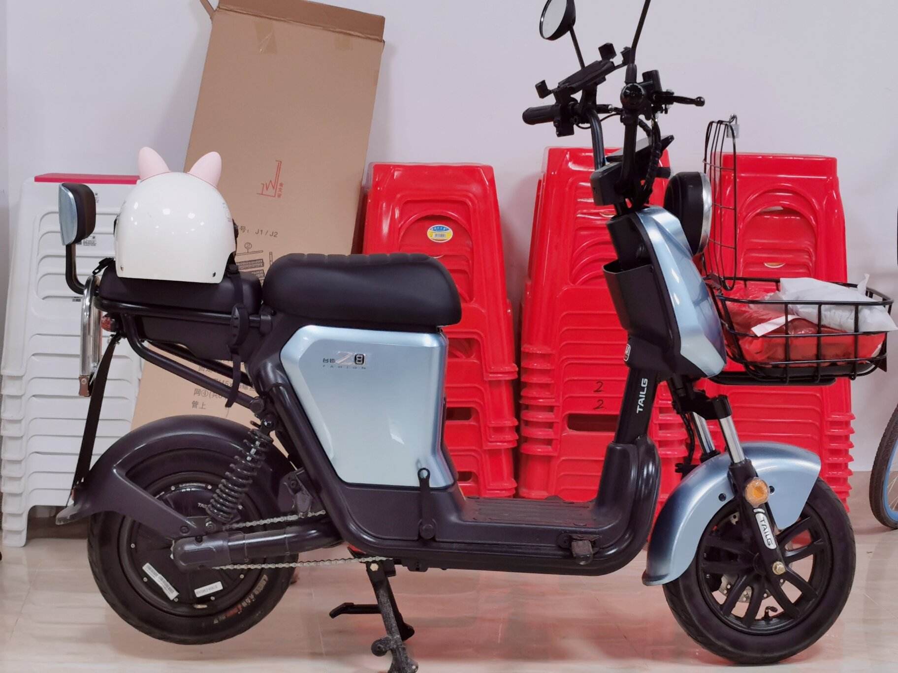 台铃z8电动车 自从买了台电动车之后真的好爽 坐公交转地铁上班一个钟