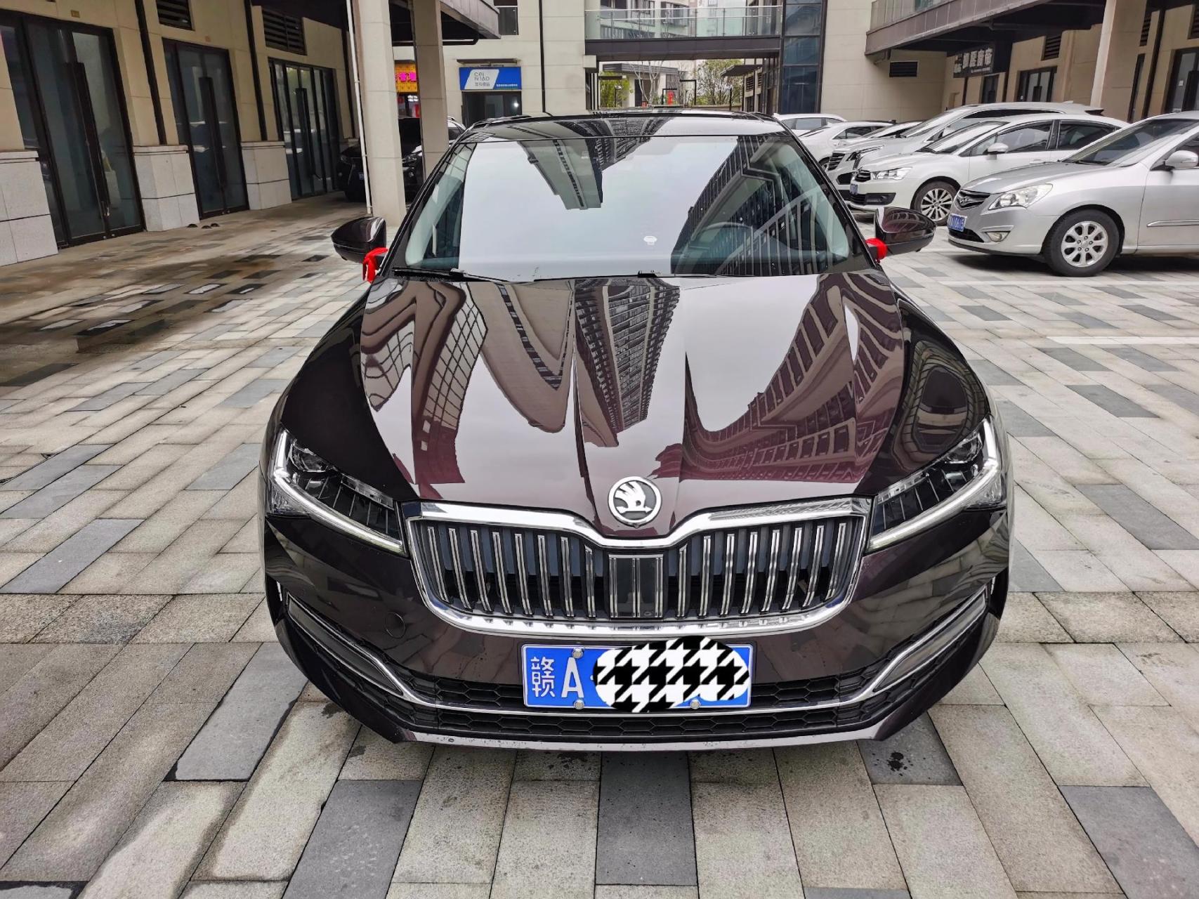 新到:2019年9月上牌斯柯达速派 tsi330 dsg豪华版,2.