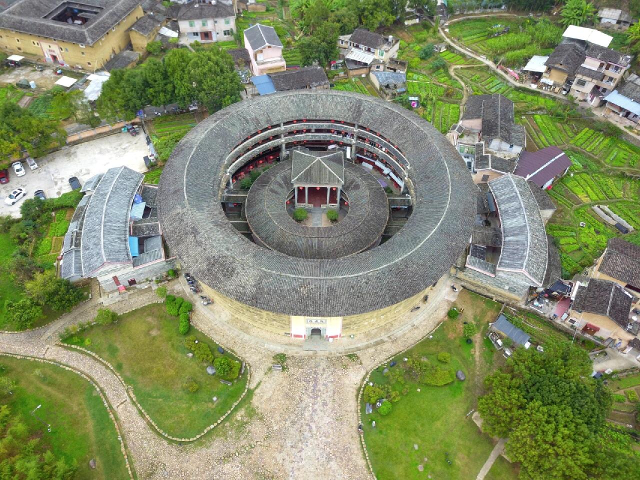 洪坑客家民俗村,土楼王子振成楼