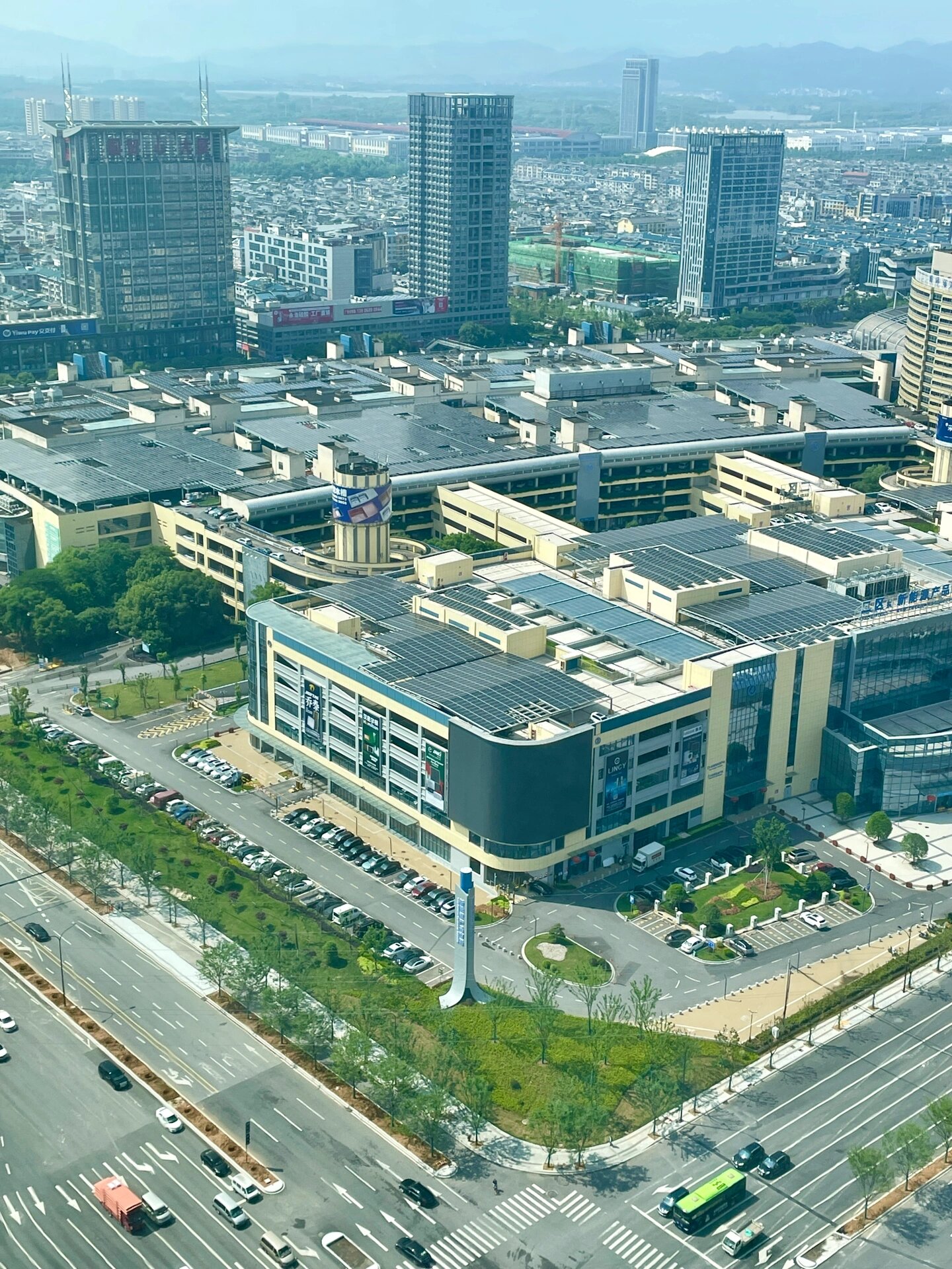 义乌|商贸城最全逛吃攻略,新手必看😆 大家好,我是大骏,周末闲来无