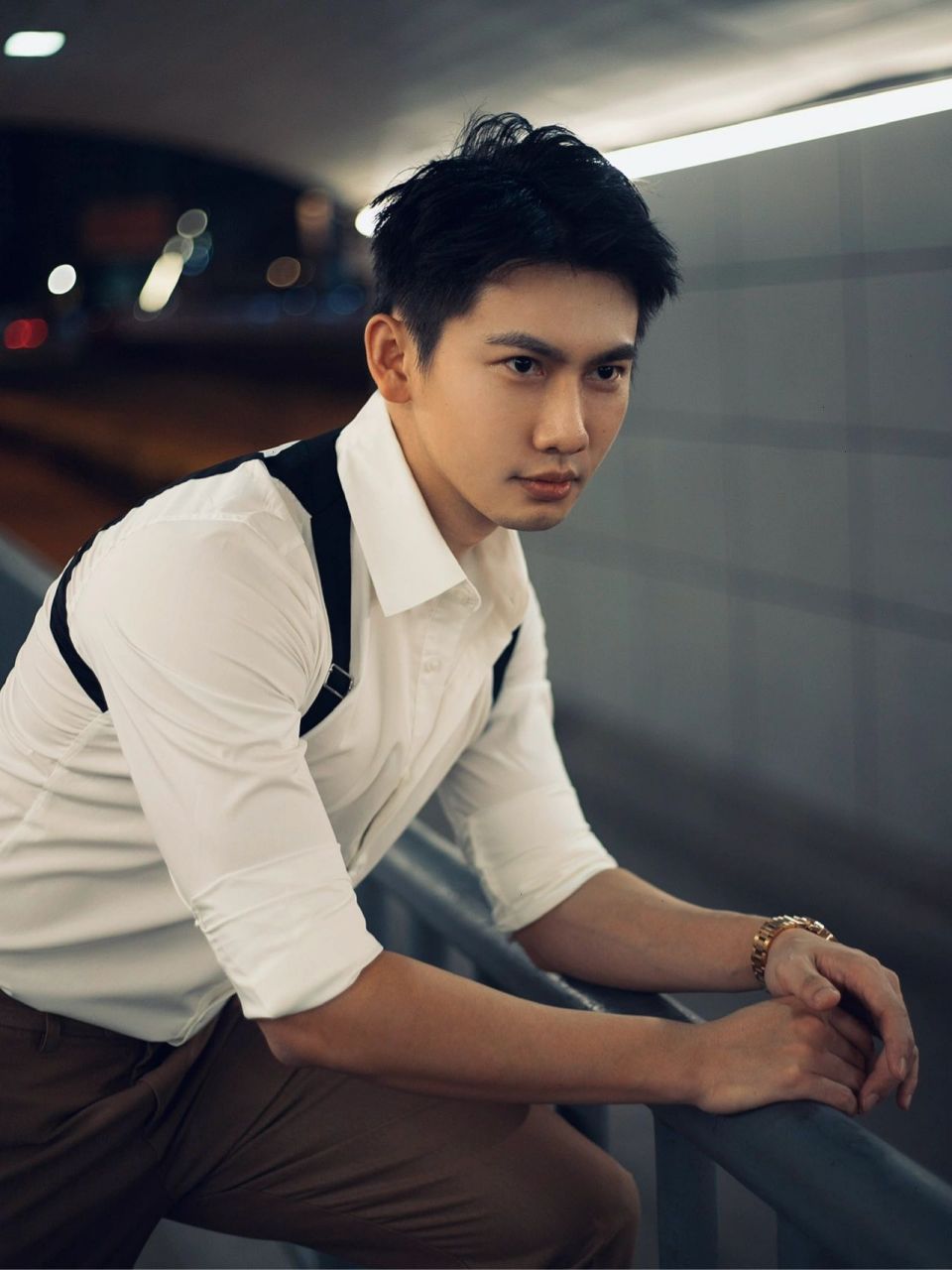 4661506615岁的素人大叔这么帅的吗?