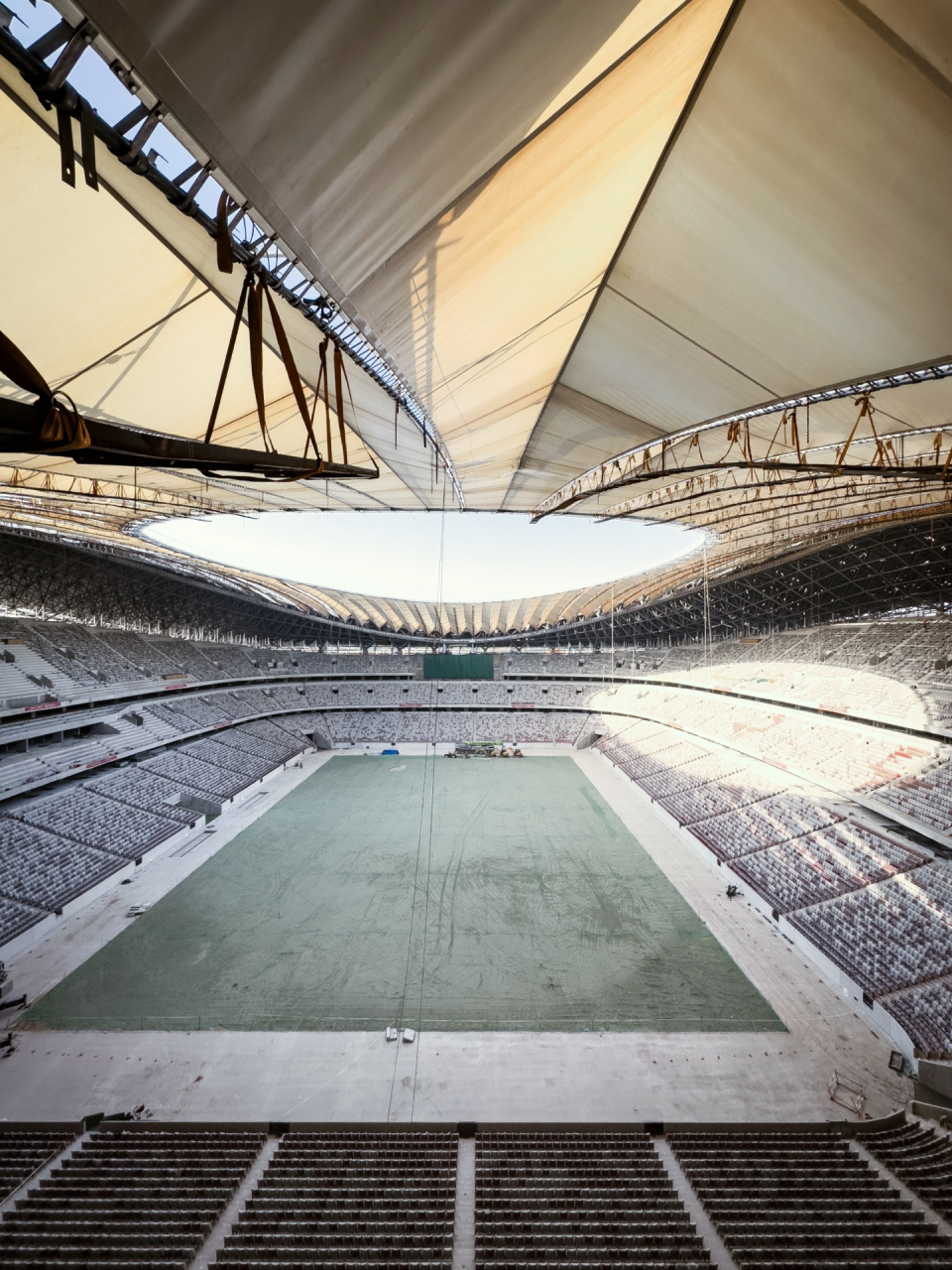 设计|西安国际足球场 专业足球场 到西安出差,随行同事正好是西安国际