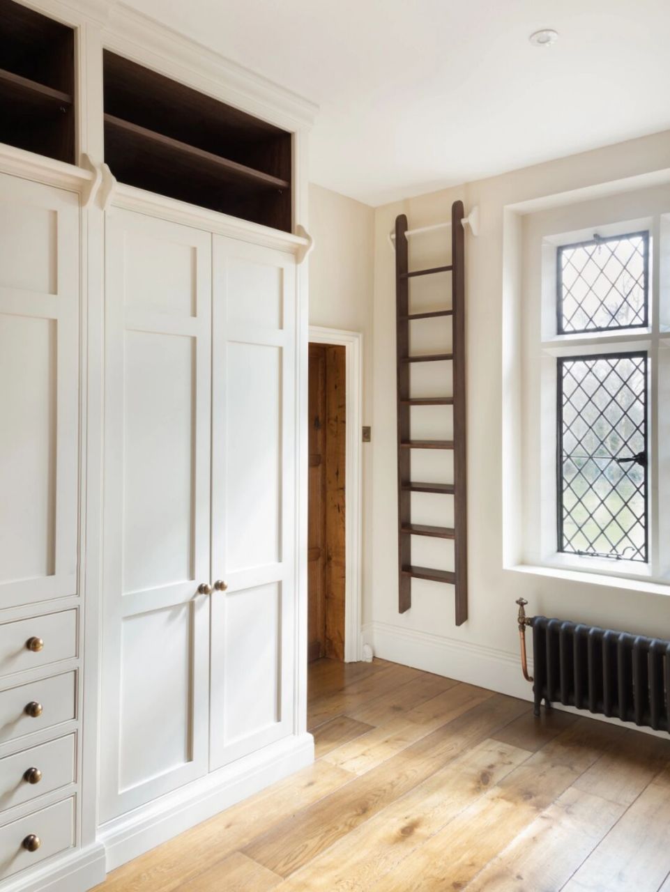 全屋定制 / 美式衣柜 救命98奶fufu的美式奶油白衣柜,真的吼吼看!