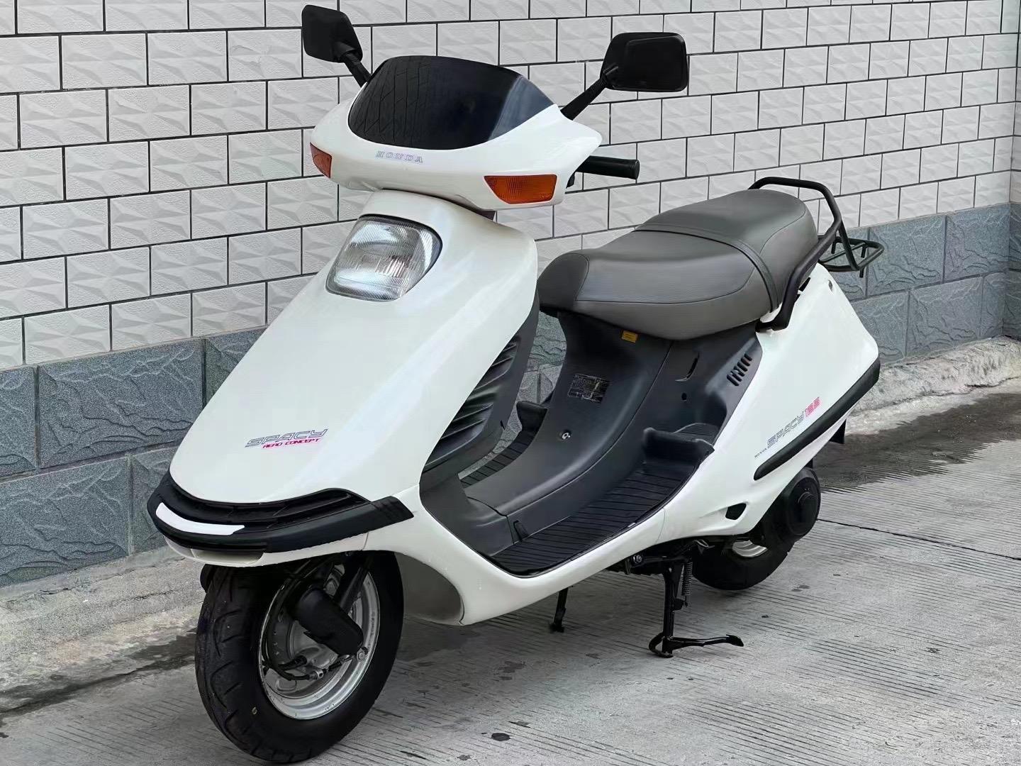 本田ch125 日版大乌沙大白沙