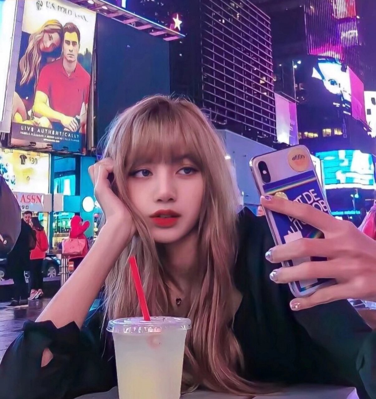 lisa绝美头像
