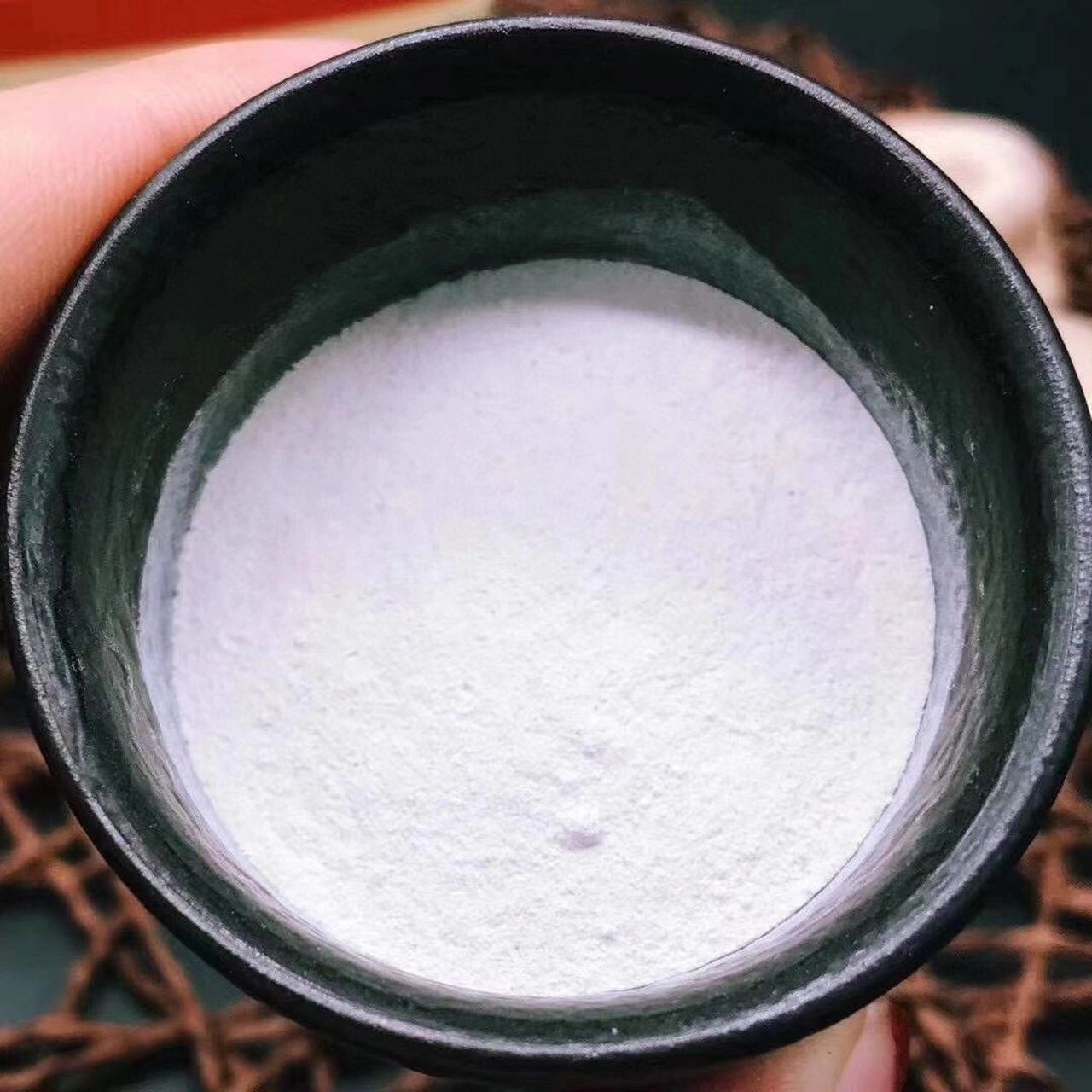 鹿角帽粉的正确吃法 鹿角帽粉的正确吃法,鹿角帽粉就是由梅花鹿马鹿等