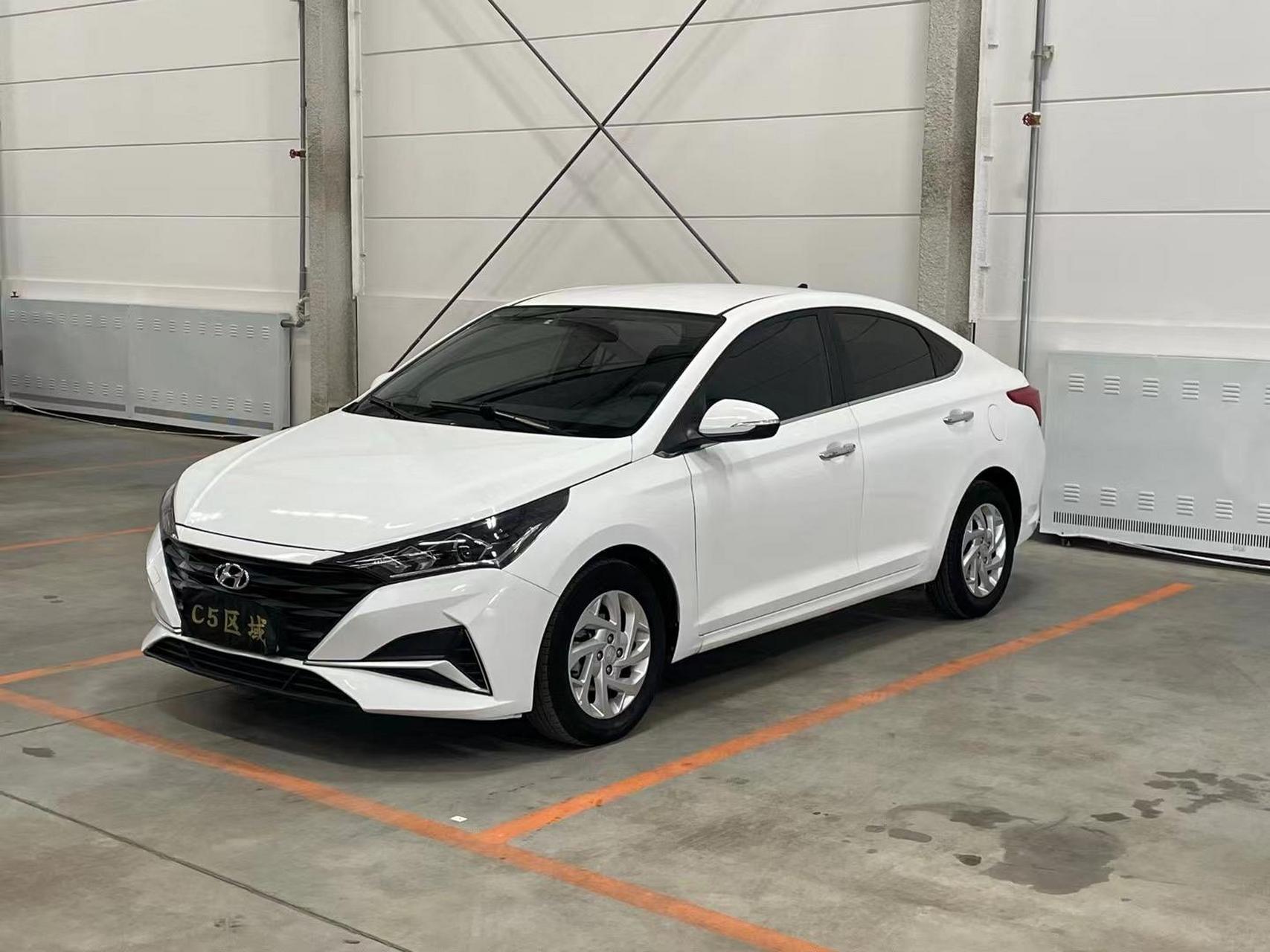现代 悦纳 2020款 1.4l cvt炫酷版gls-2021年11月份3.