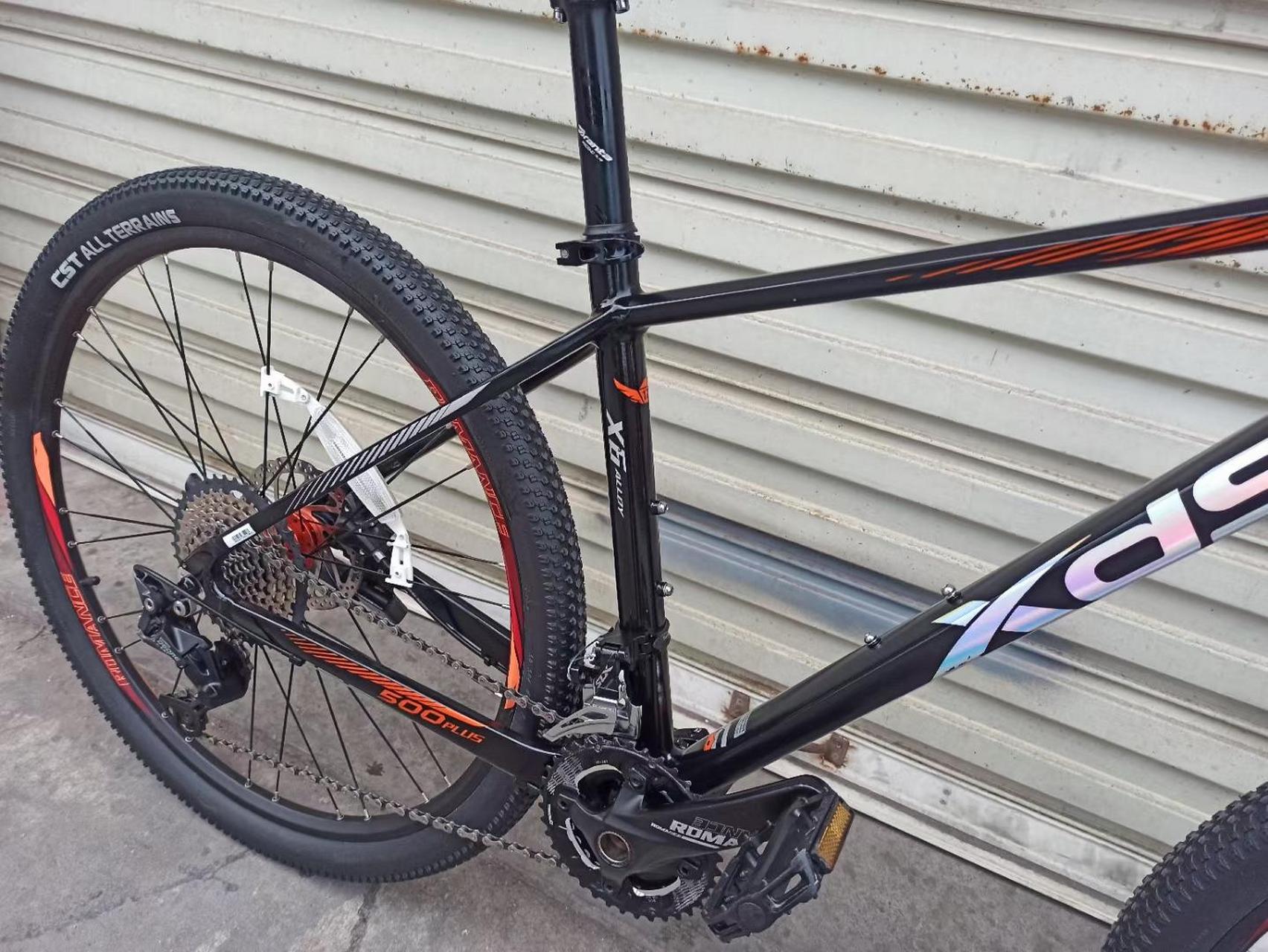 23款喜德盛传奇500puls,禧玛诺油刹slx22速,17寸铝合金车架,线控锁死