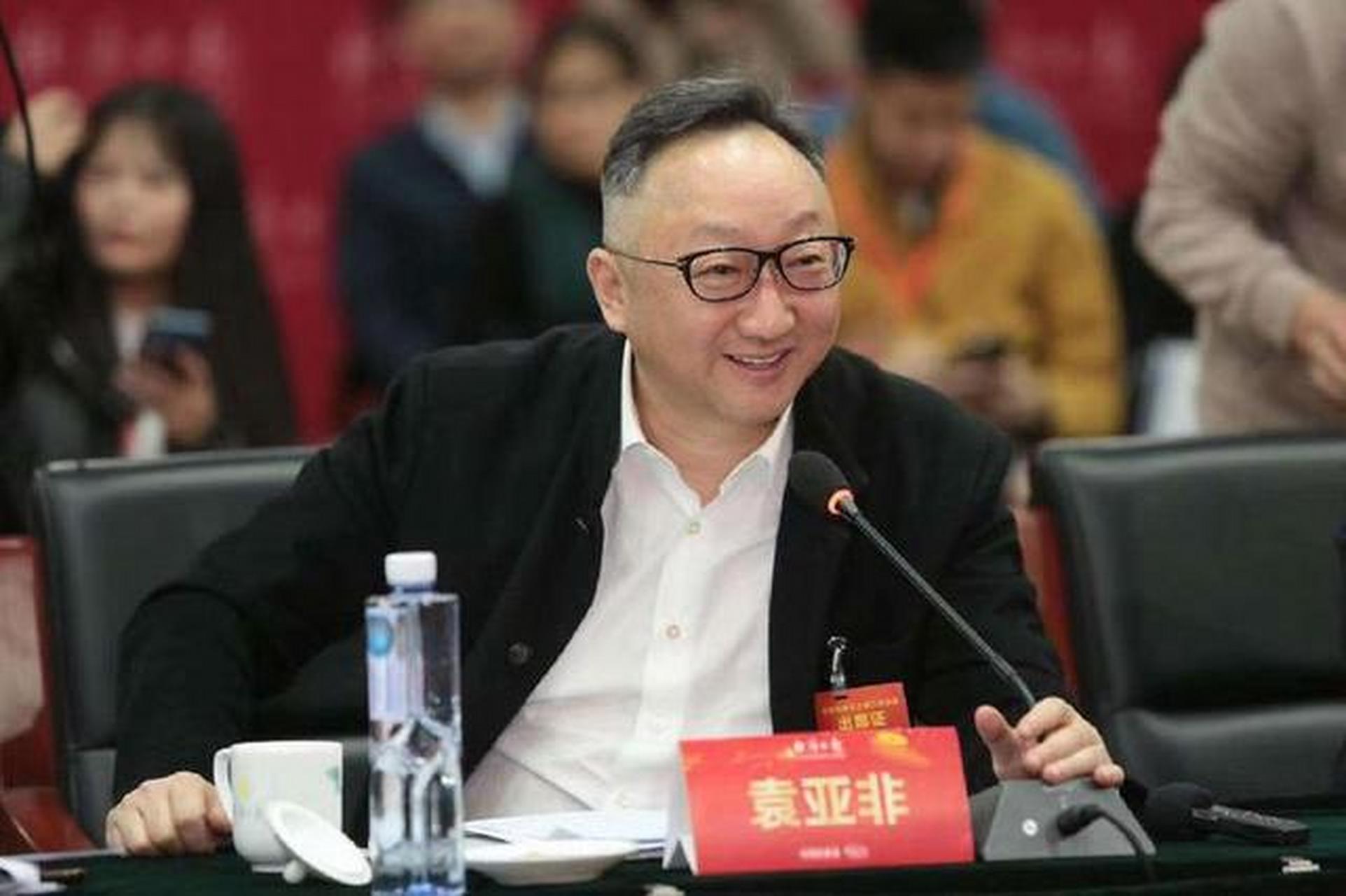 【老板消息-袁亚非】 宏图三胞破产清算,前南京首富袁亚非跌落神坛.
