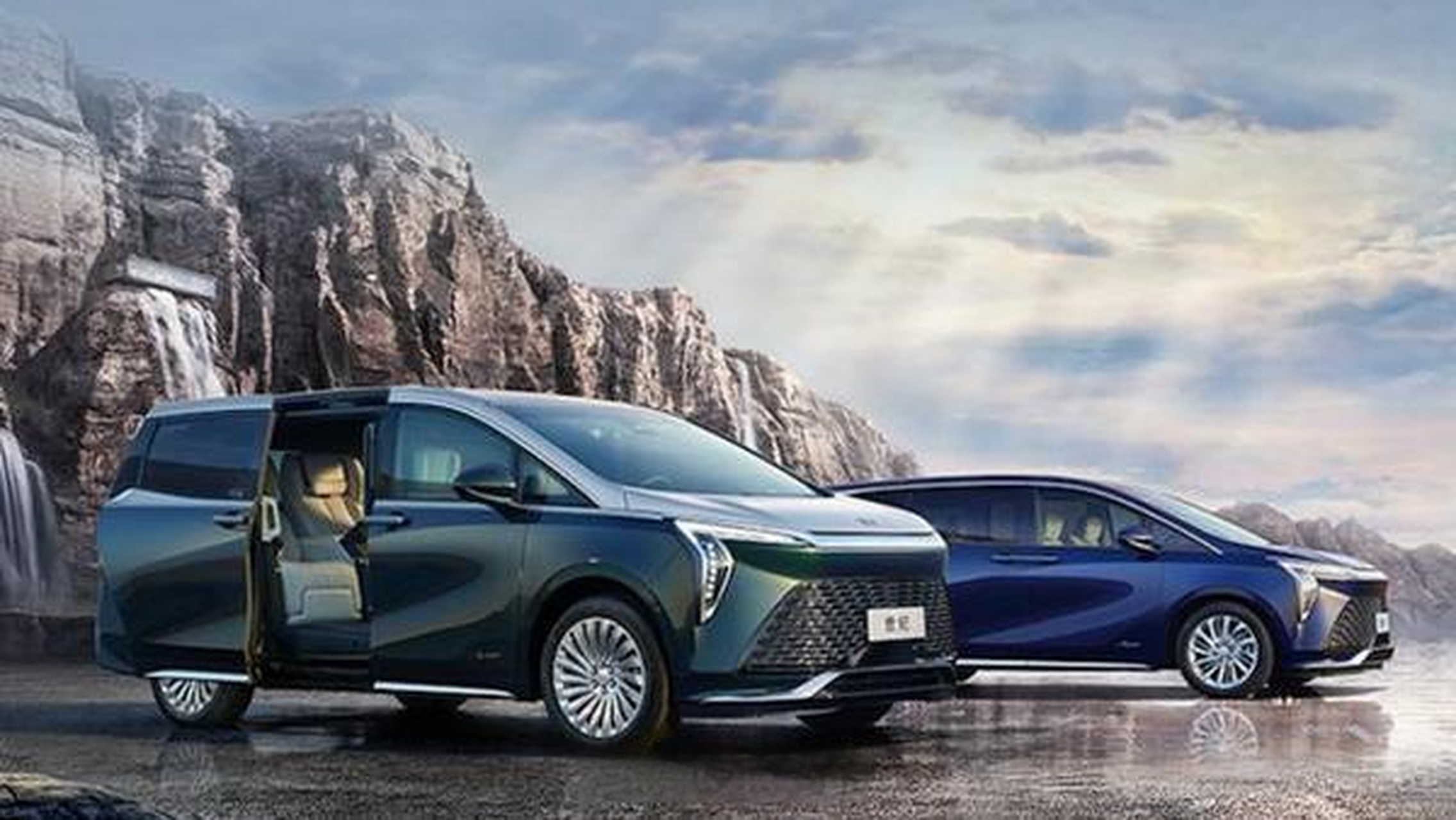 别克世纪century七座蕴世版正式上市,售价为51.99万元.