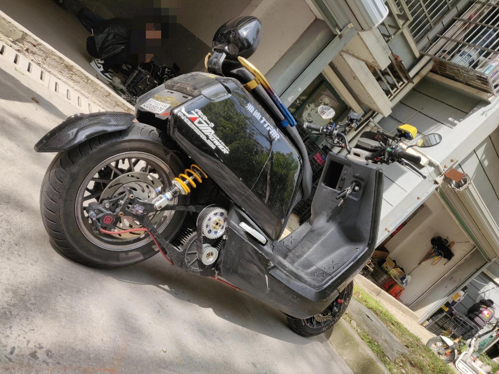 小牛电动车 ###小牛二级传动中置电机 ##中置电机