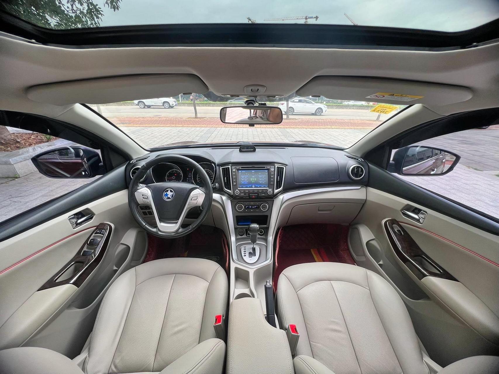 x万.2015年日产启辰t70022.