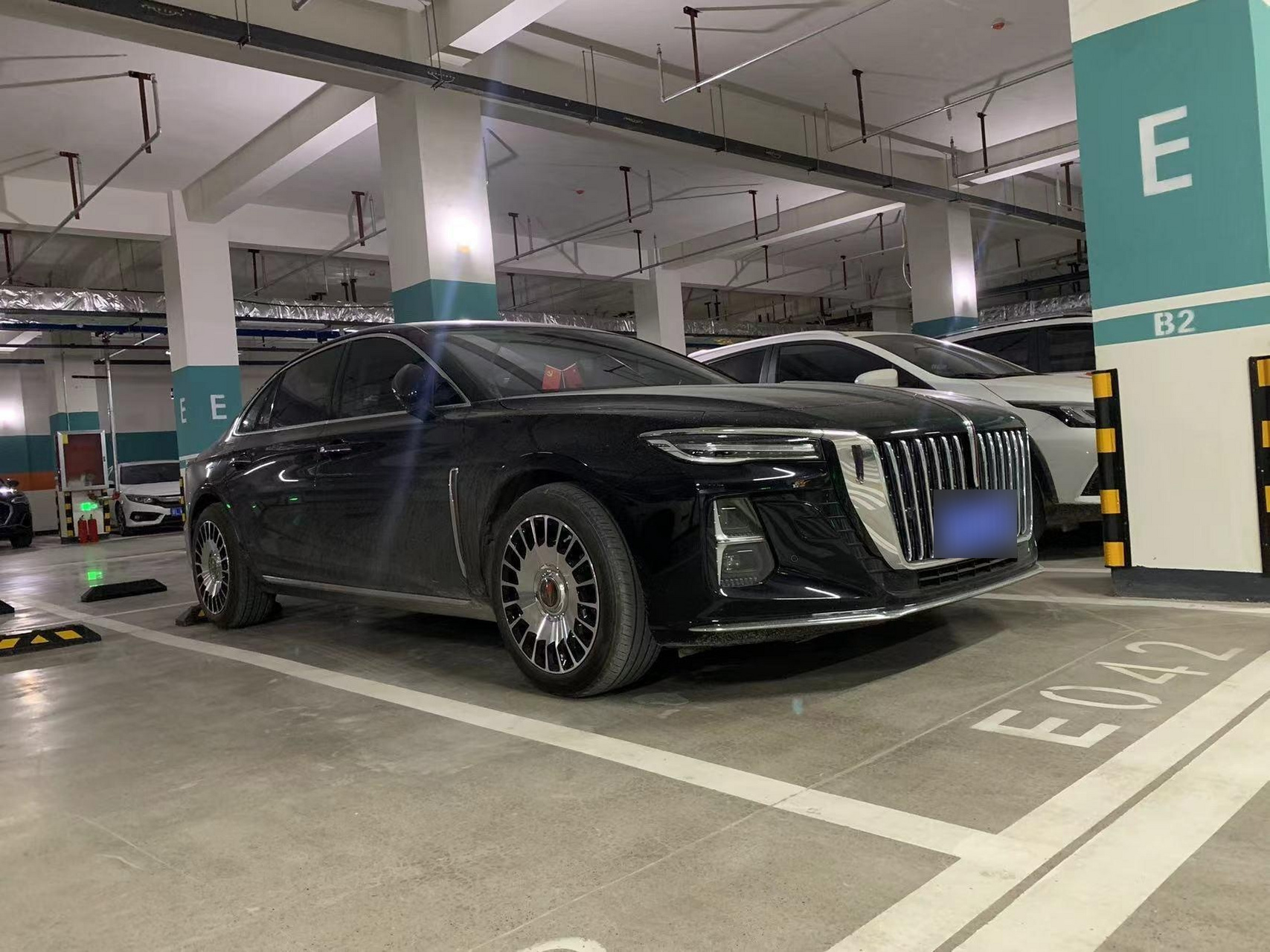 新款红旗h5升级18寸网红悬浮轮毂 完美上车 感谢山西大哥反馈效果