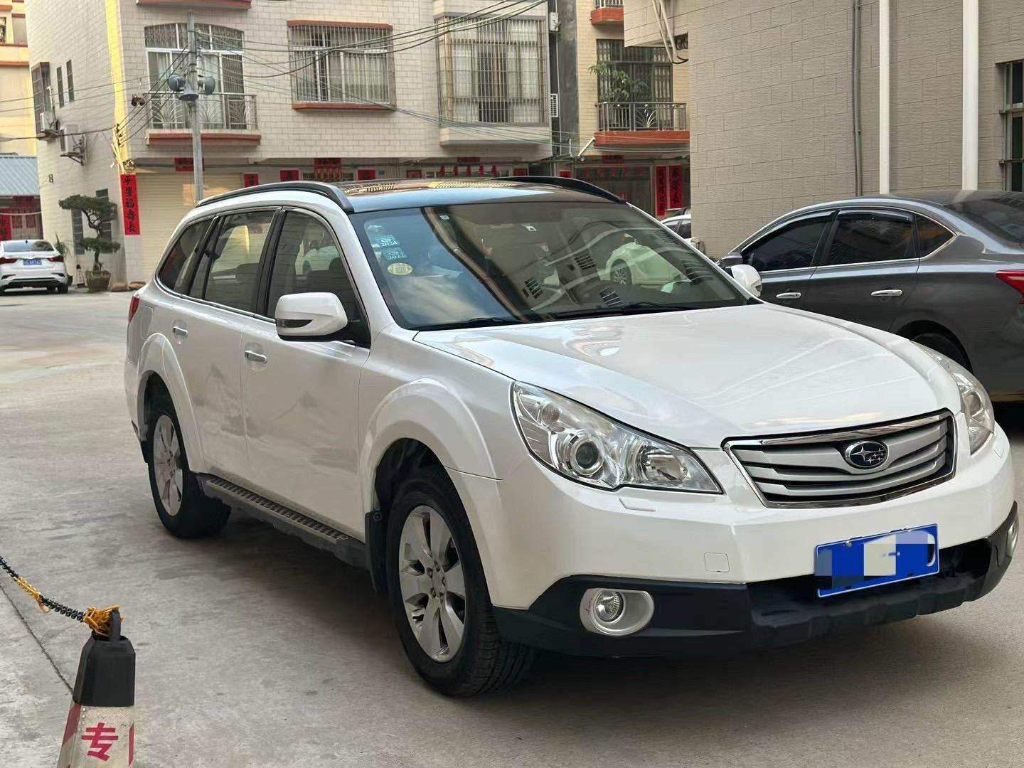 2011年斯巴鲁傲虎2.5四驱,性价比非常高的suv.