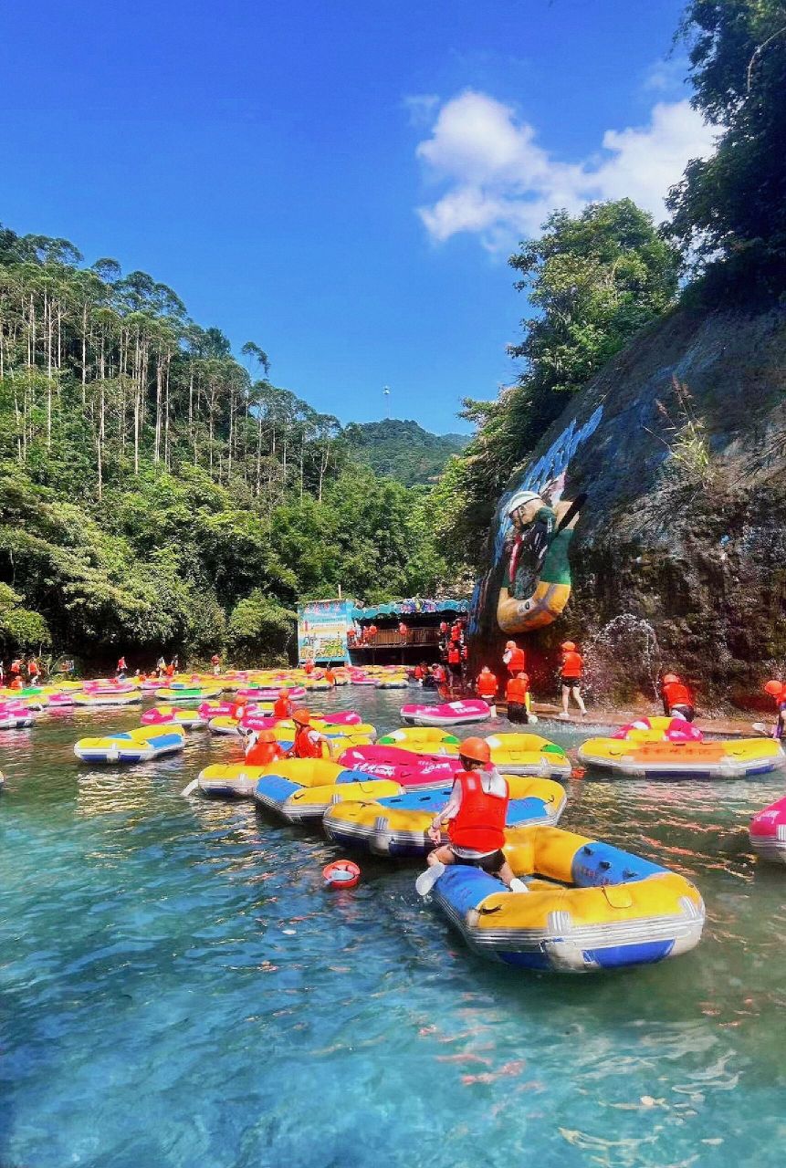 古龙峡漂流图片