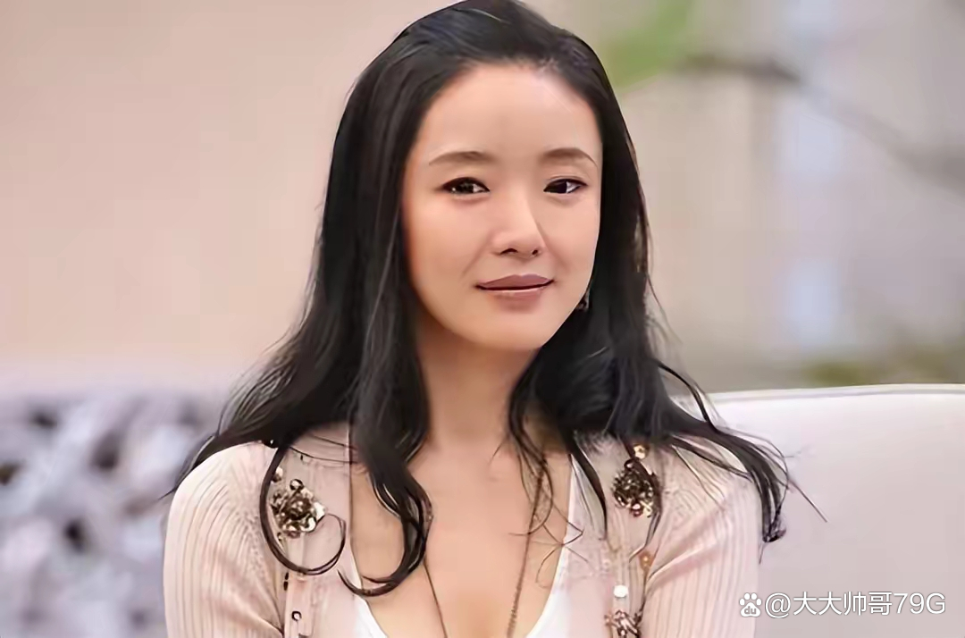 韩熙庭,这位曾被誉为"最美谋女郎"的明星,她的故事真是让人大跌眼镜