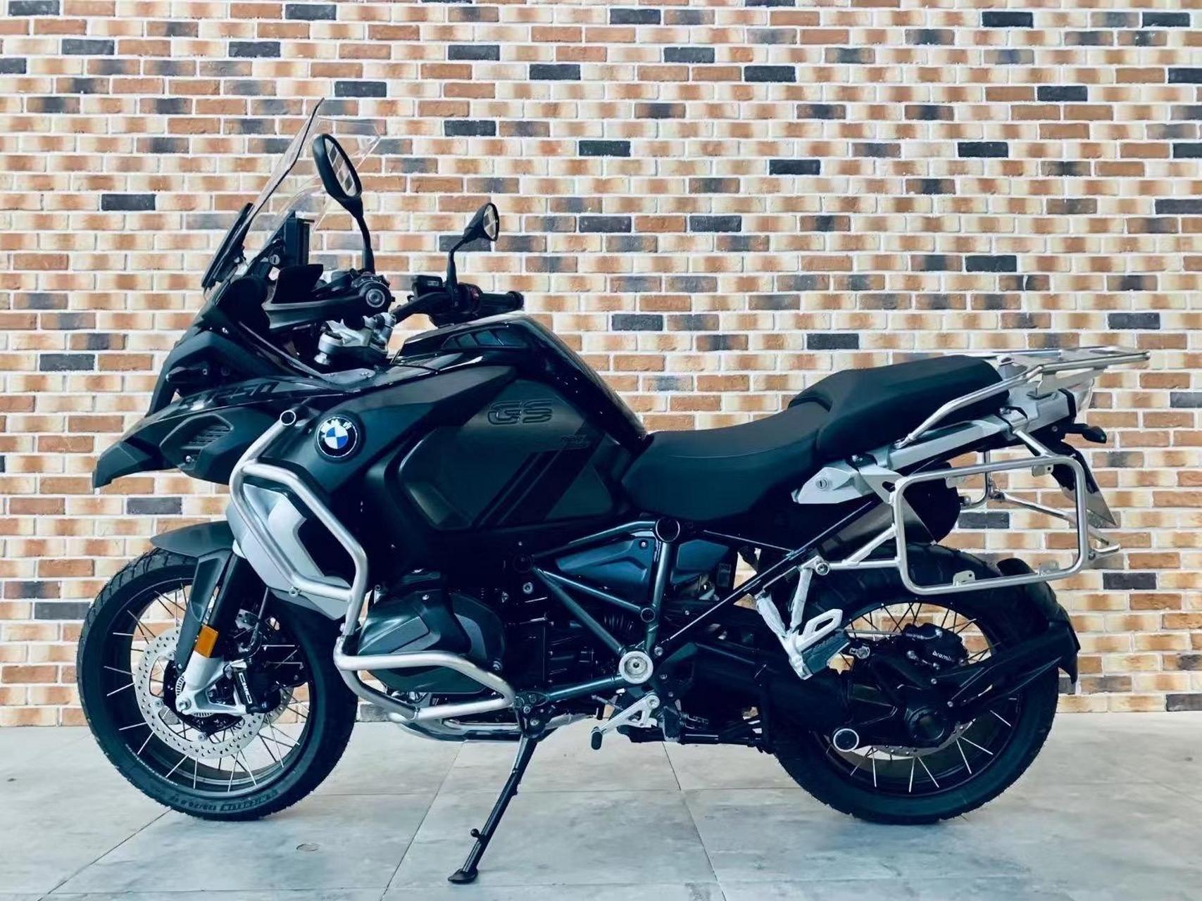 宝马1250adv三黑版本,标悬860-890坐高