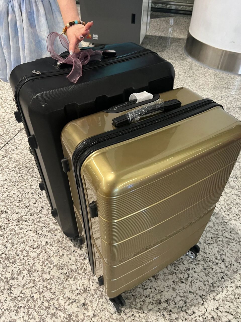 机场托运行李箱破损怎么办!