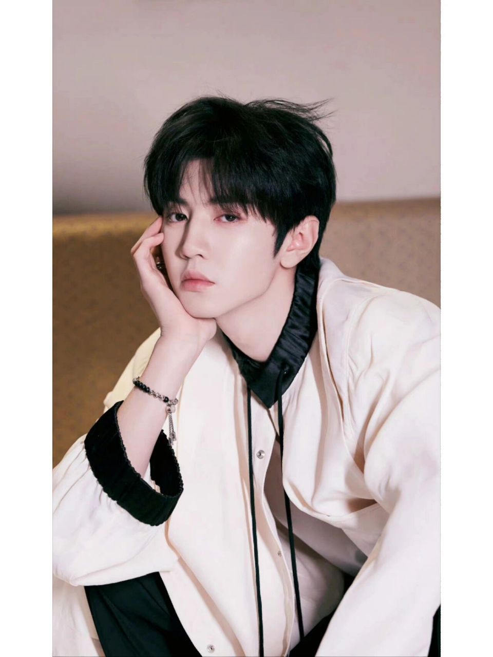 每天认识一个明星—陈哲远 【简介】陈哲远1996年10月29日,出生于广东