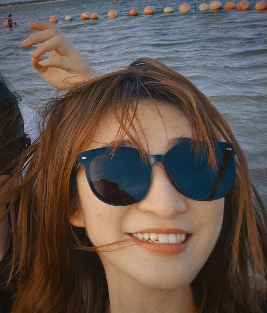 "总会有一片海 适合我去看看" 99-《四百击》王源 	     后续有详细