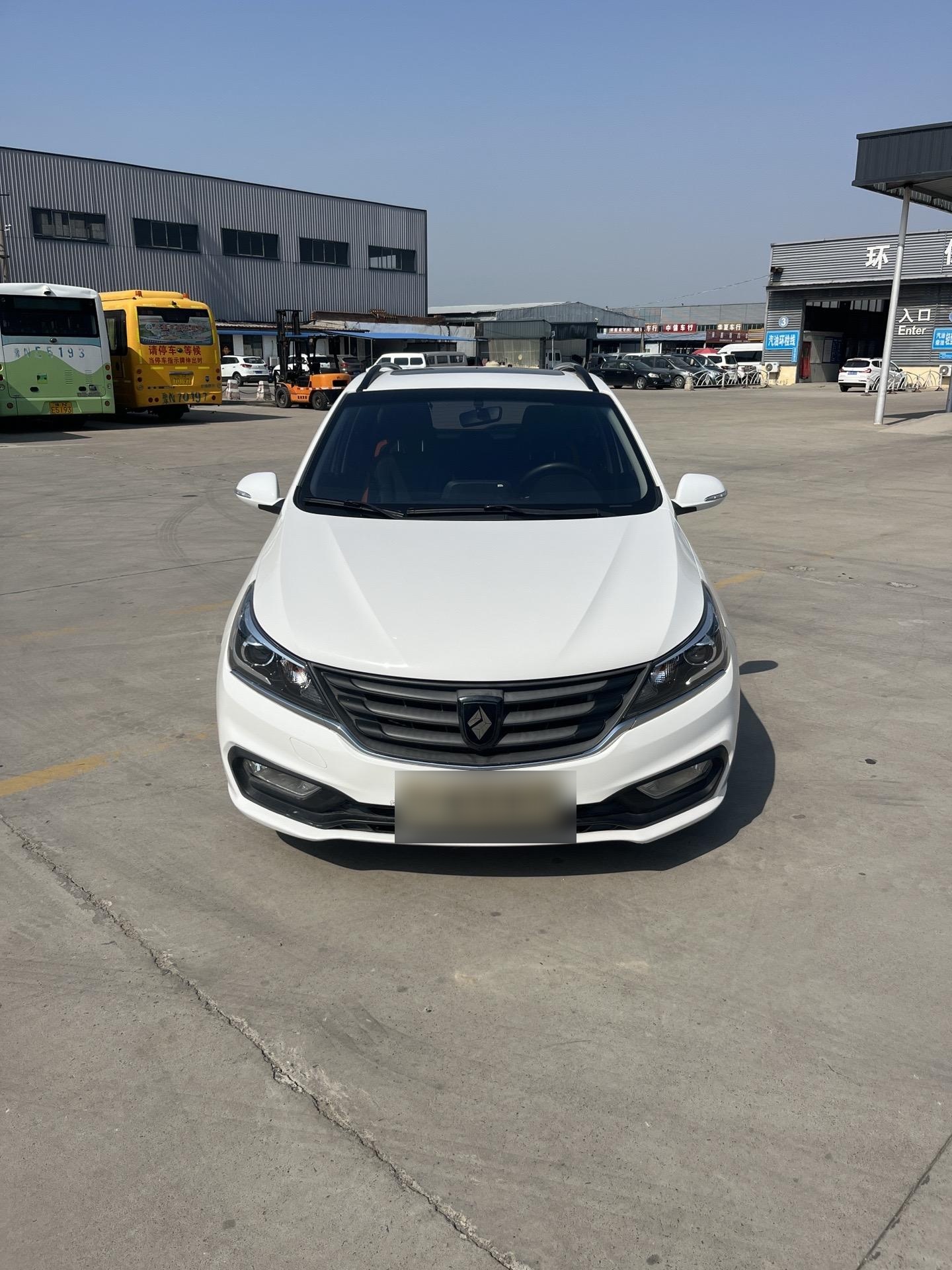 新款宝骏标,车况极品全车原版原框,带天窗,多功能方向盘,定速巡航,原